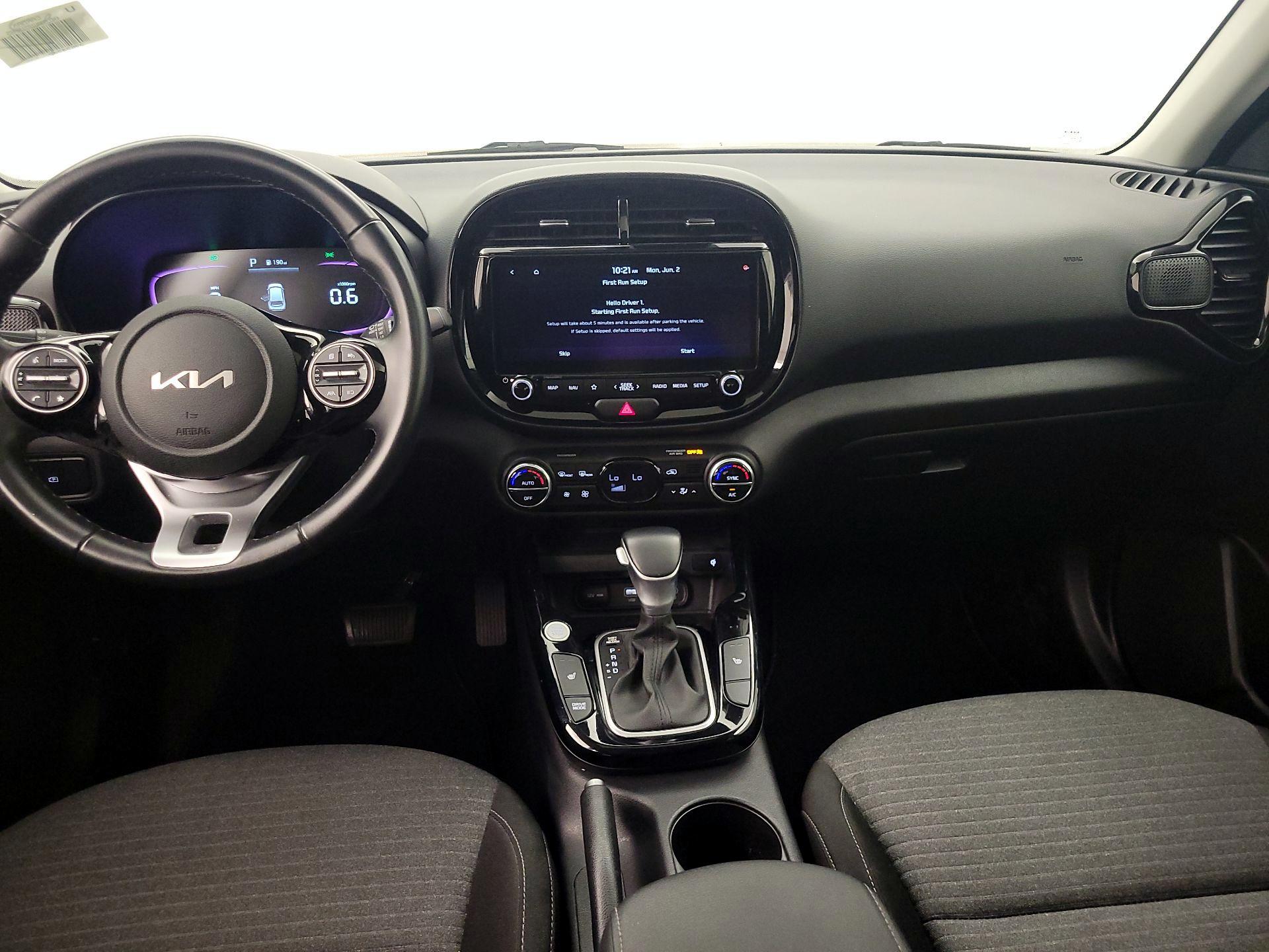 Thumbnail: 2023 Kia Soul - 9