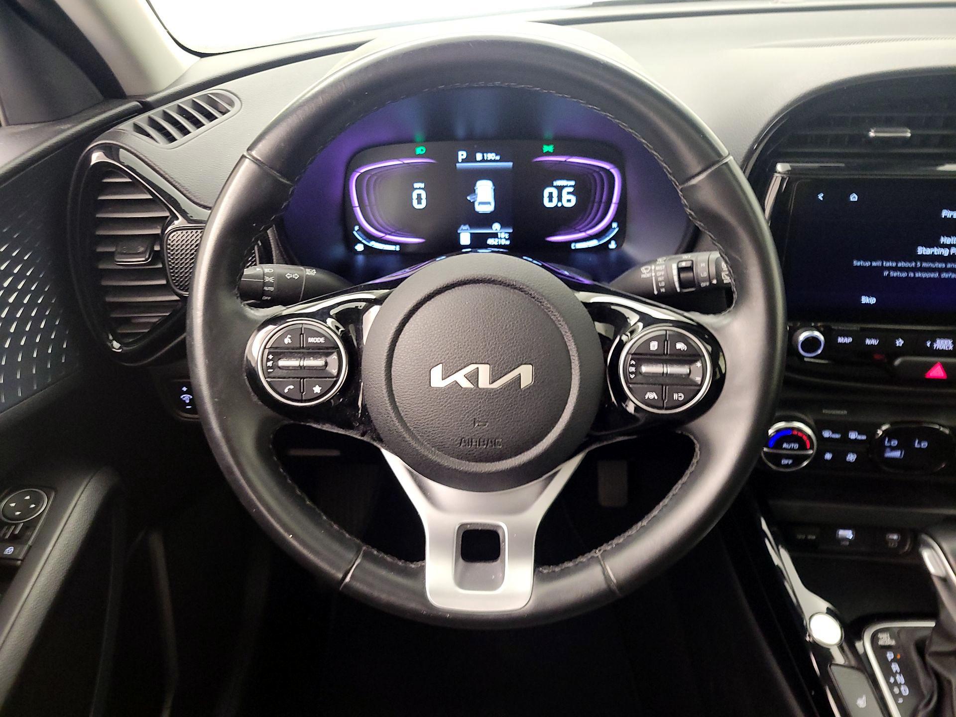 Thumbnail: 2023 Kia Soul - 10