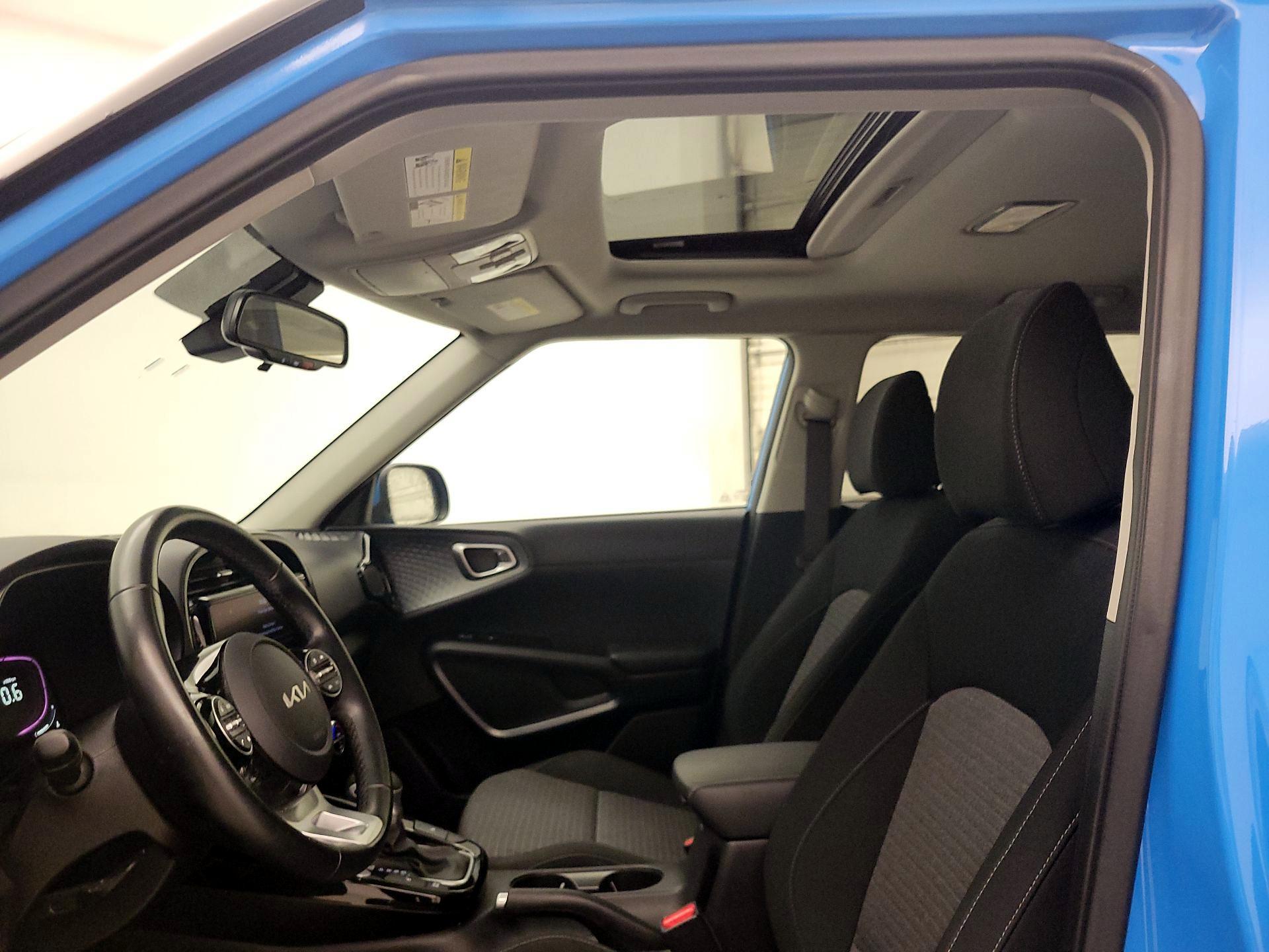 Thumbnail: 2023 Kia Soul - 19