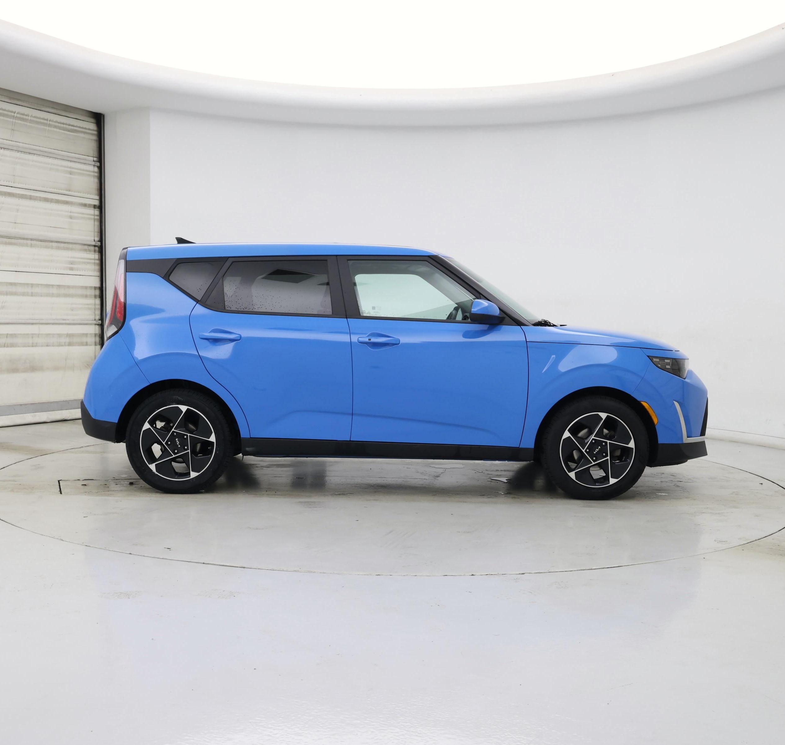 Thumbnail: 2023 Kia Soul - 7