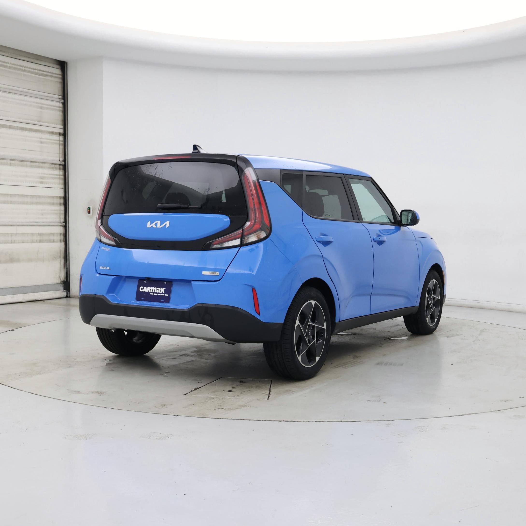 Thumbnail: 2023 Kia Soul - 8