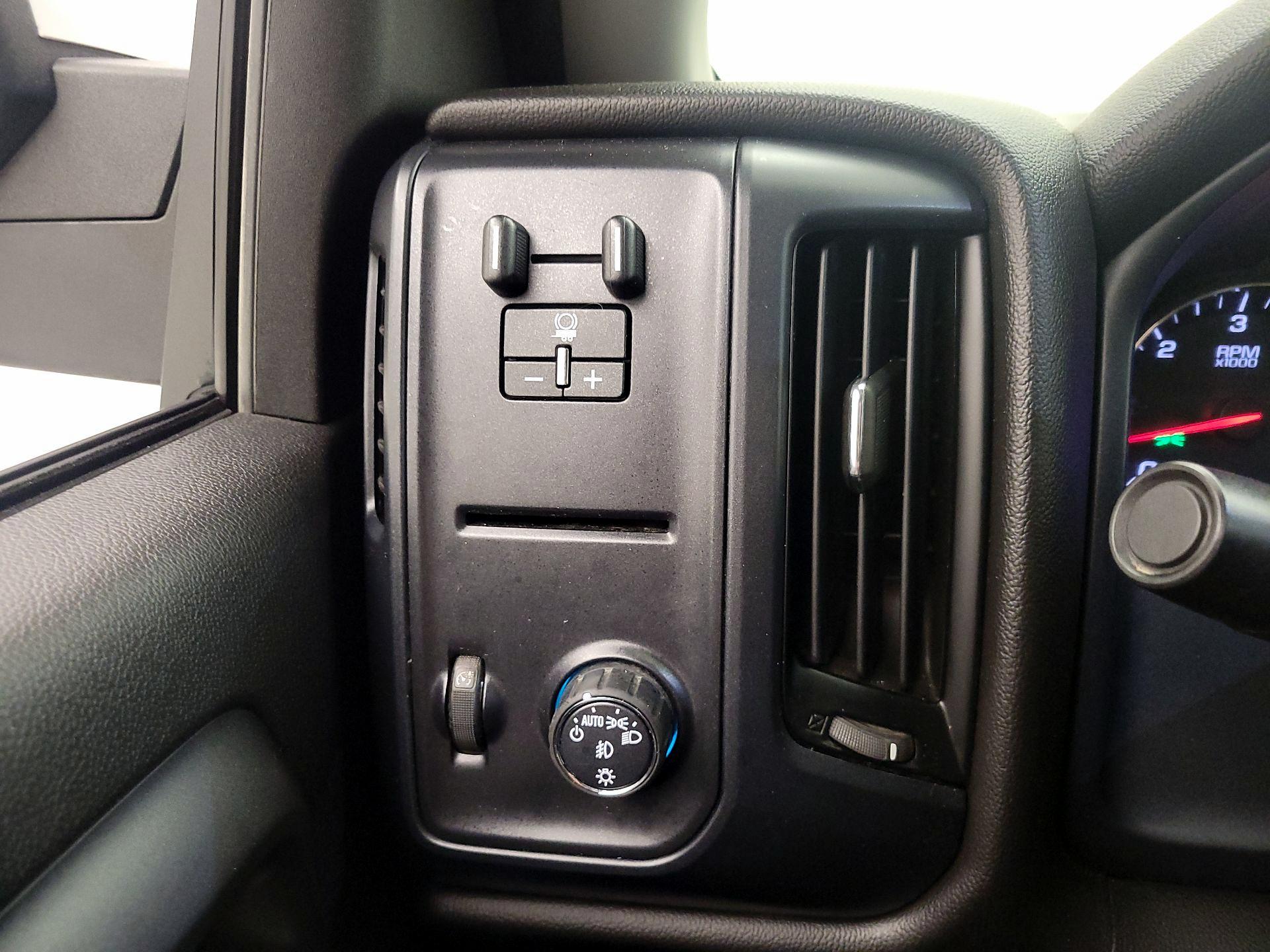 Thumbnail: 2018 GMC Sierra 1500 - 13