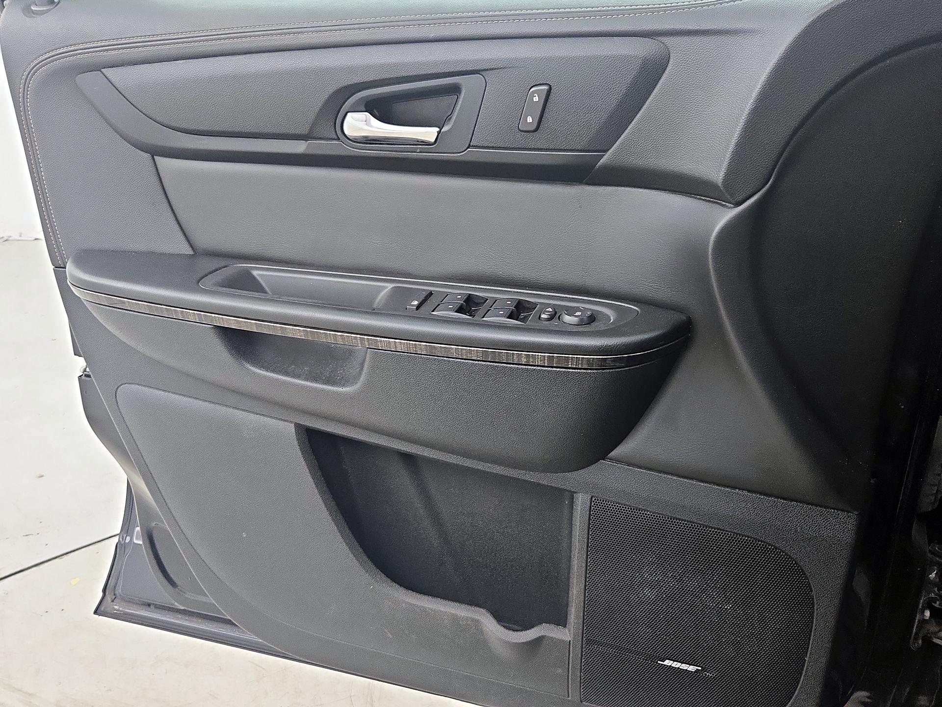 Thumbnail: 2016 GMC Acadia - 12