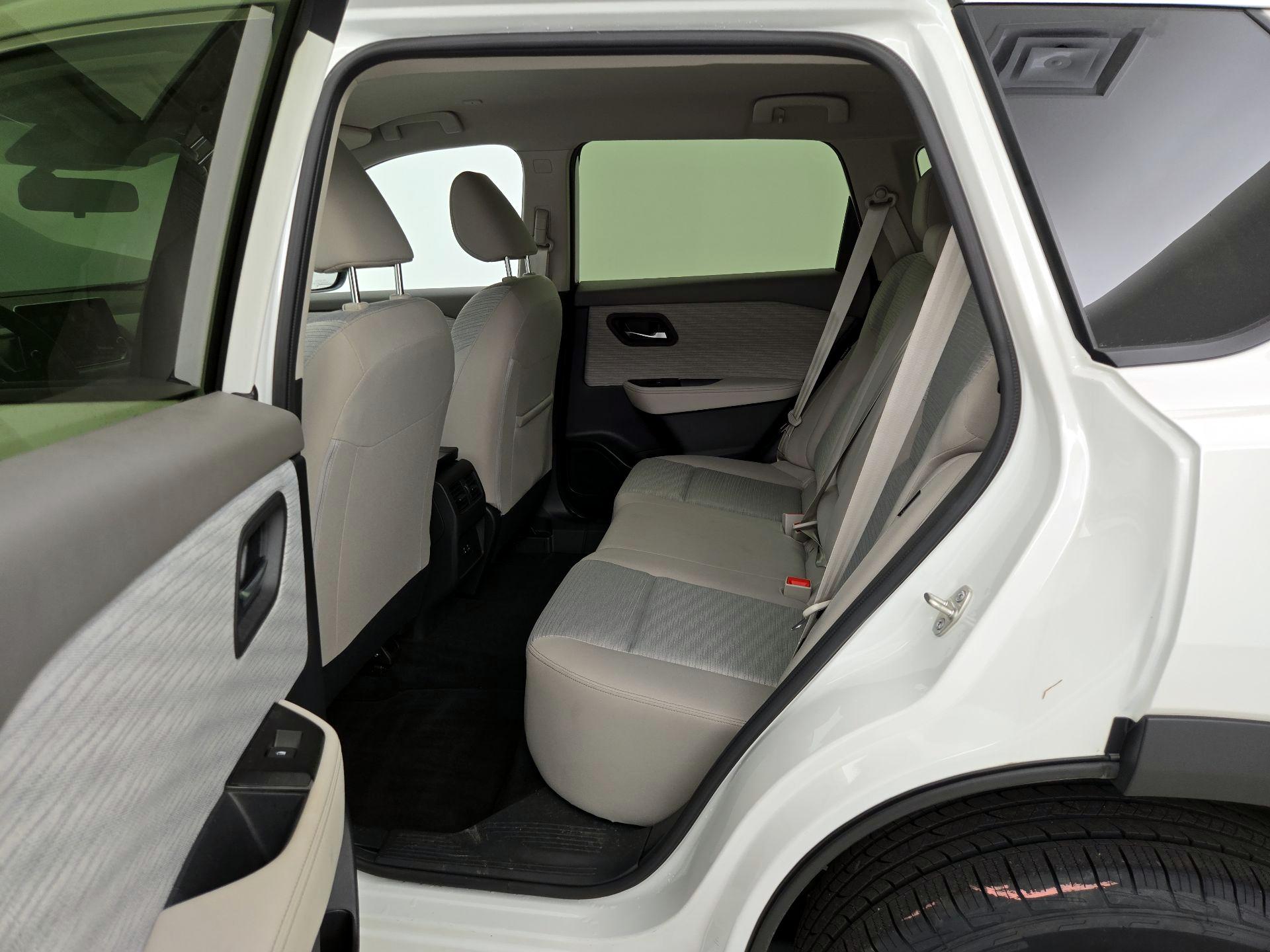 Thumbnail: 2023 Nissan Rogue - 19