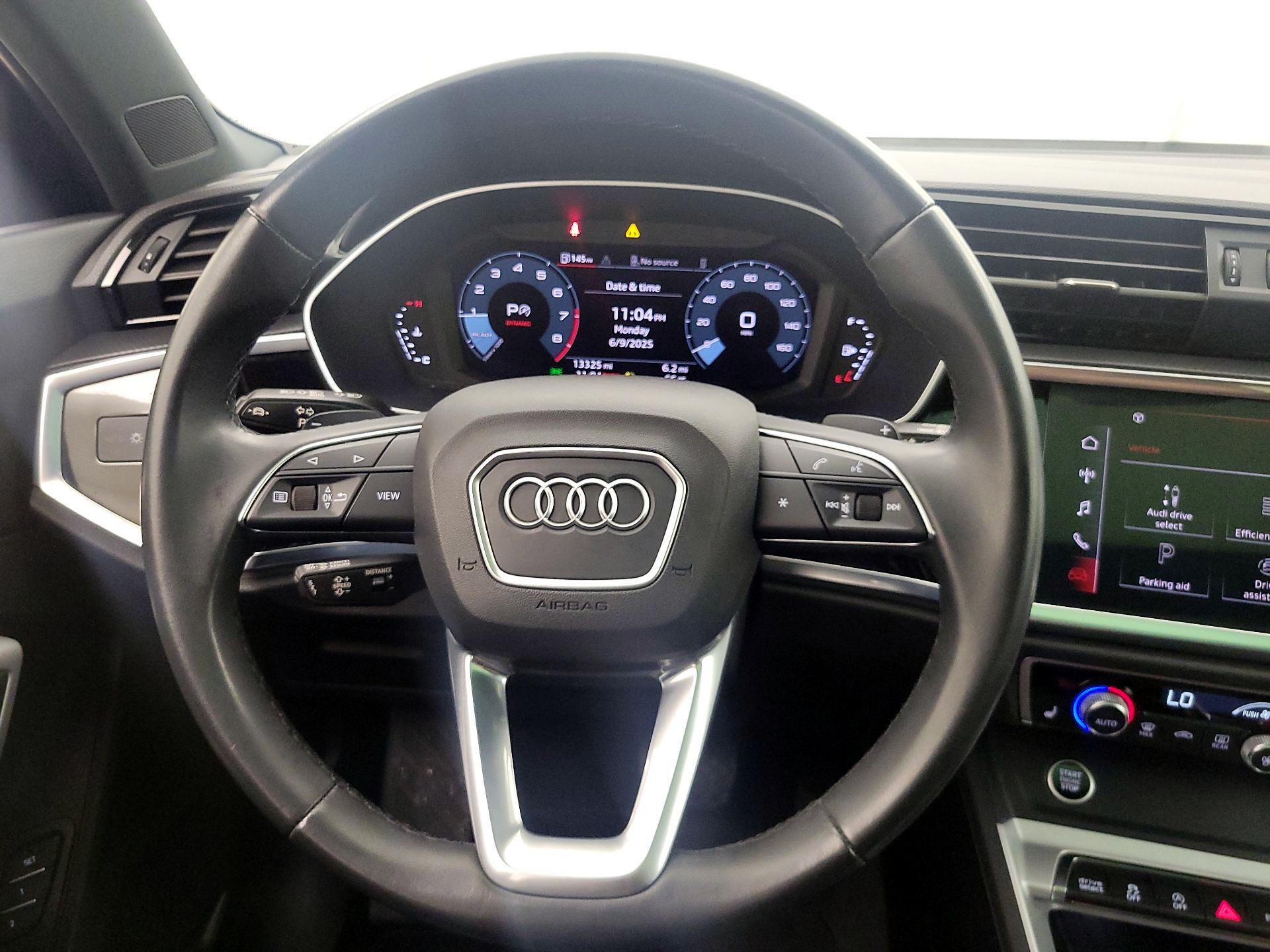 Thumbnail: 2024 Audi Q3 - 10