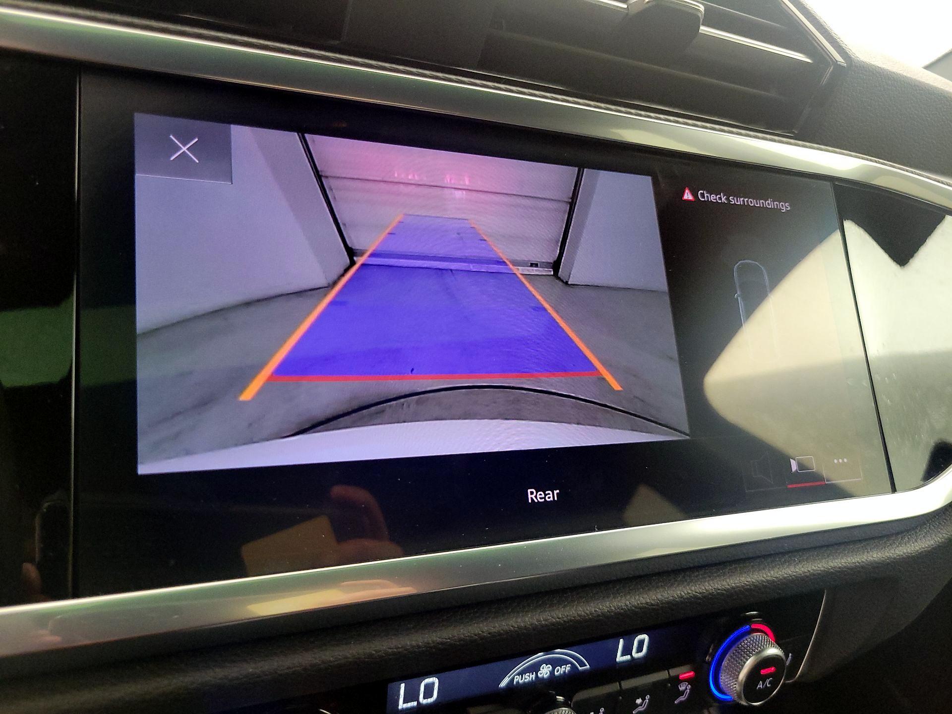 Thumbnail: 2024 Audi Q3 - 14