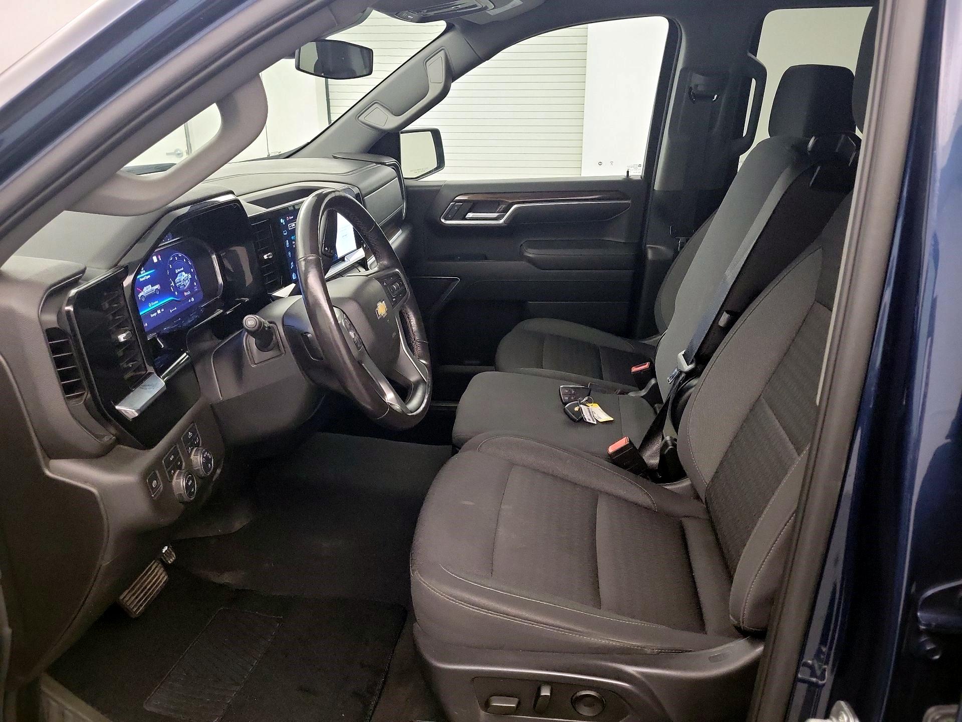 Thumbnail: 2022 Chevrolet Silverado 1500 - 9