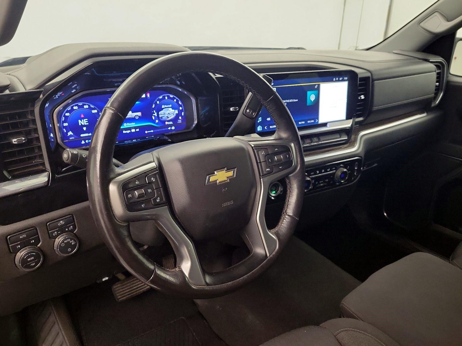 Thumbnail: 2022 Chevrolet Silverado 1500 - 8