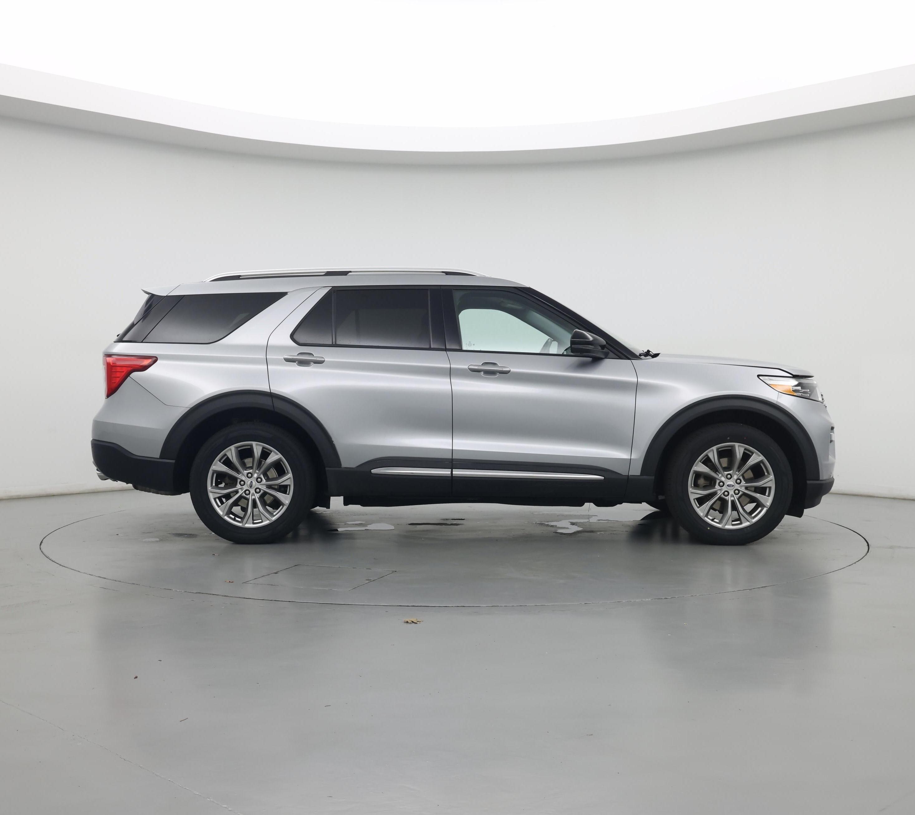 Thumbnail: 2021 Ford Explorer - 7