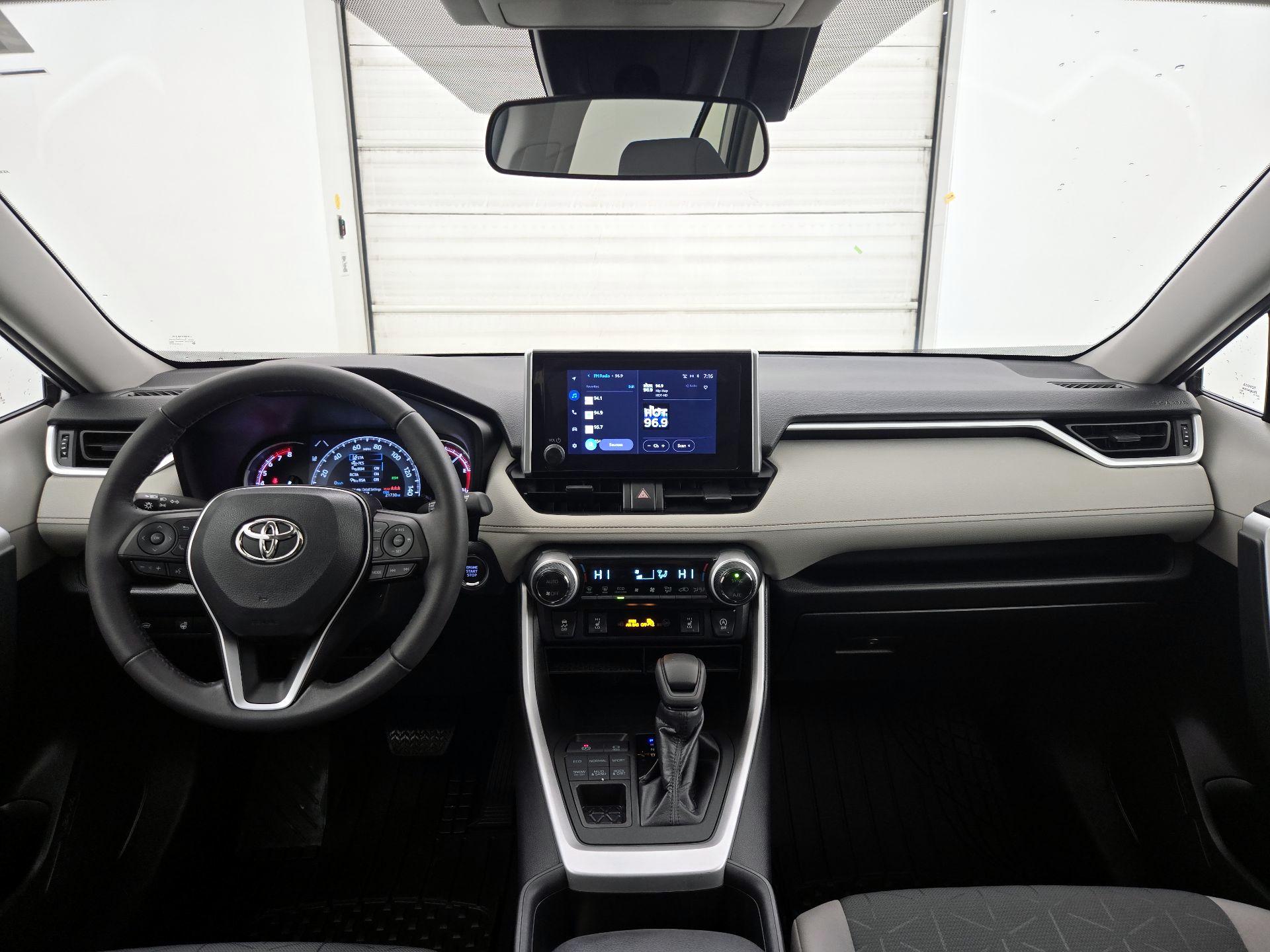 Thumbnail: 2023 Toyota RAV4 - 9