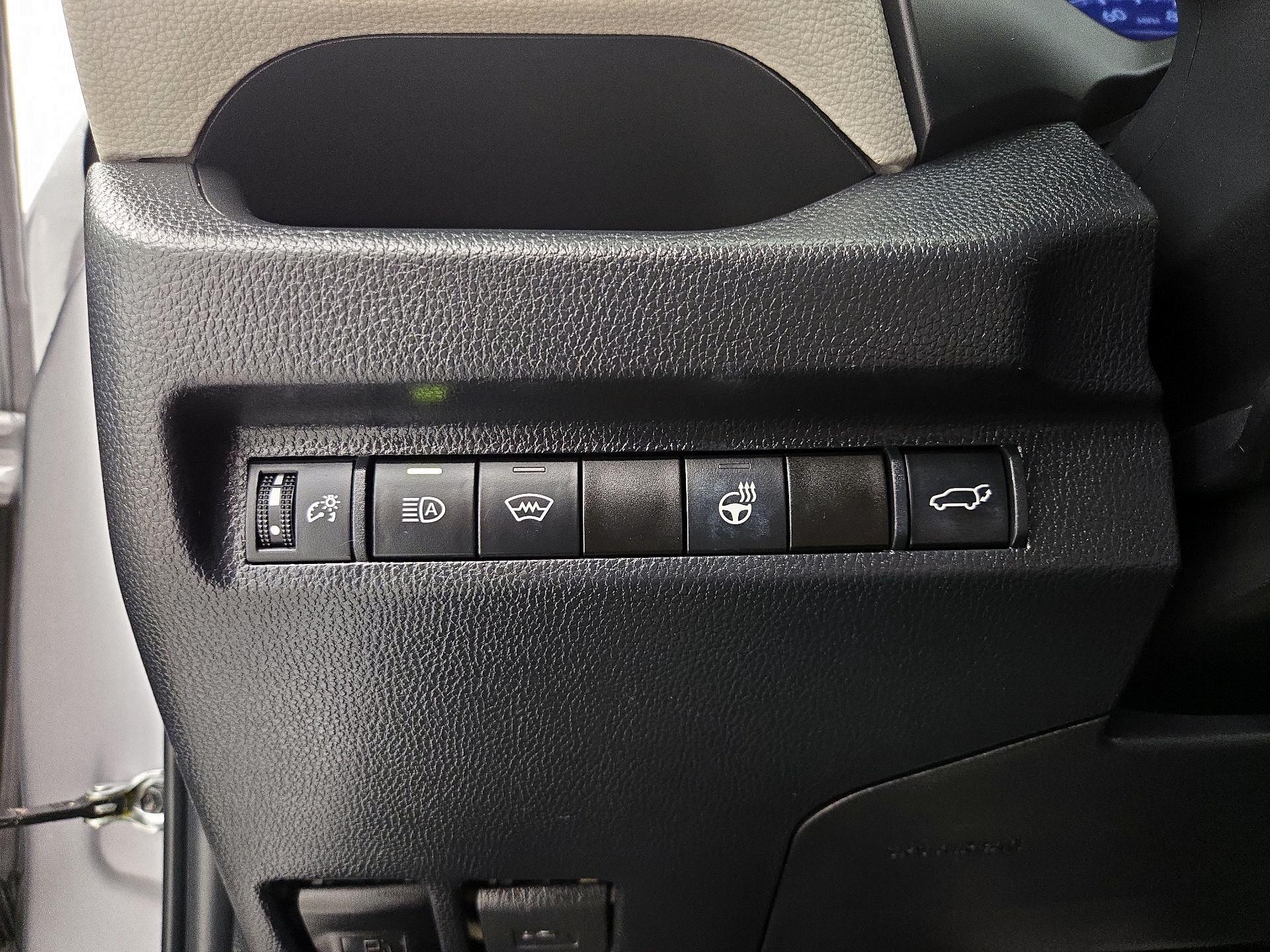 Thumbnail: 2023 Toyota RAV4 - 13