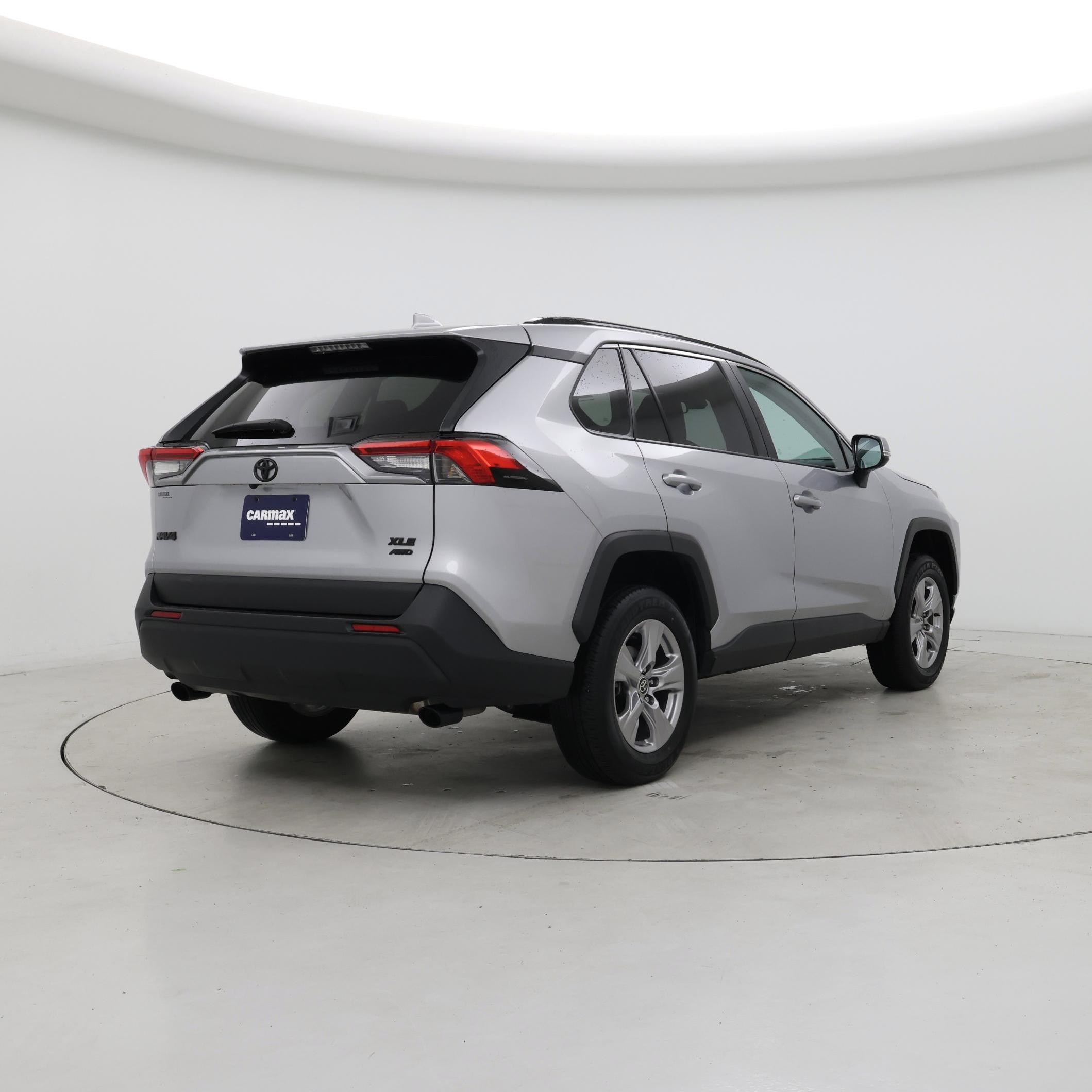 Thumbnail: 2023 Toyota RAV4 - 8