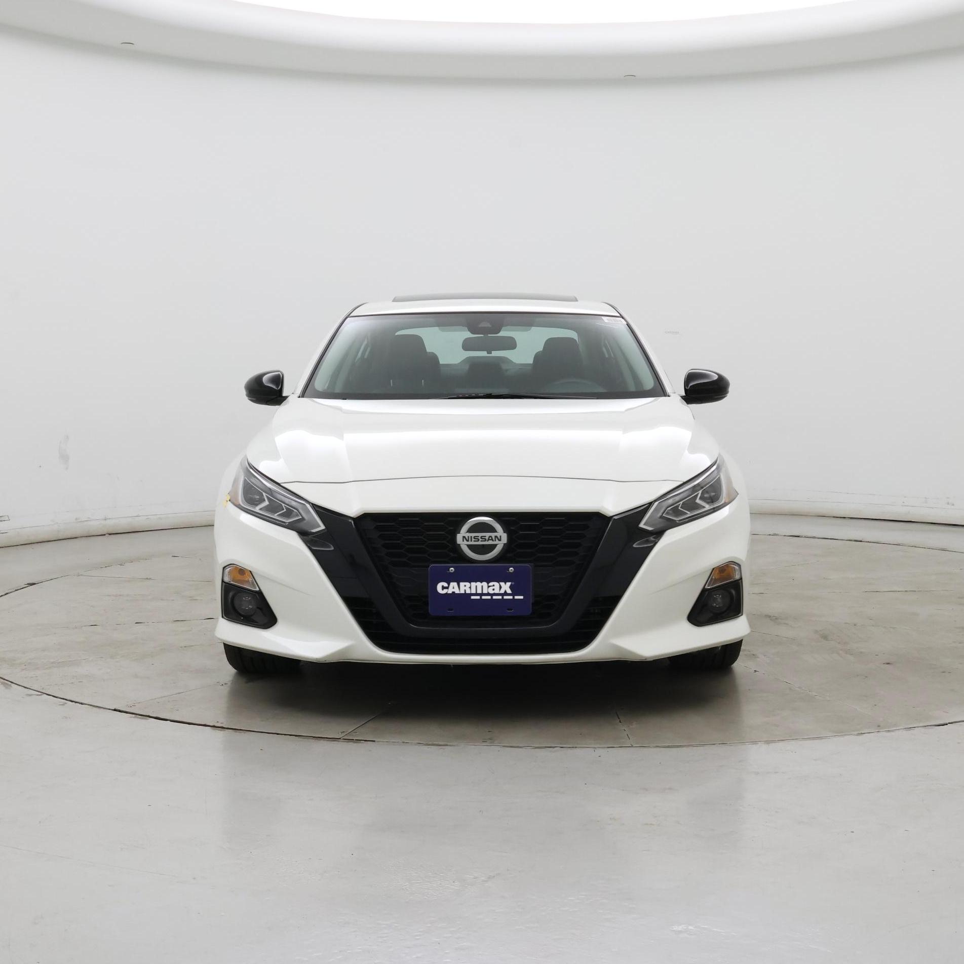 Thumbnail: 2022 Nissan Altima - 5