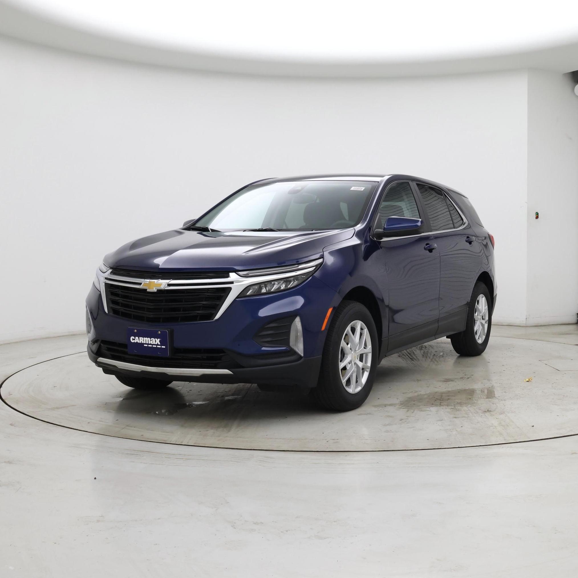 Thumbnail: 2022 Chevrolet Equinox - 4