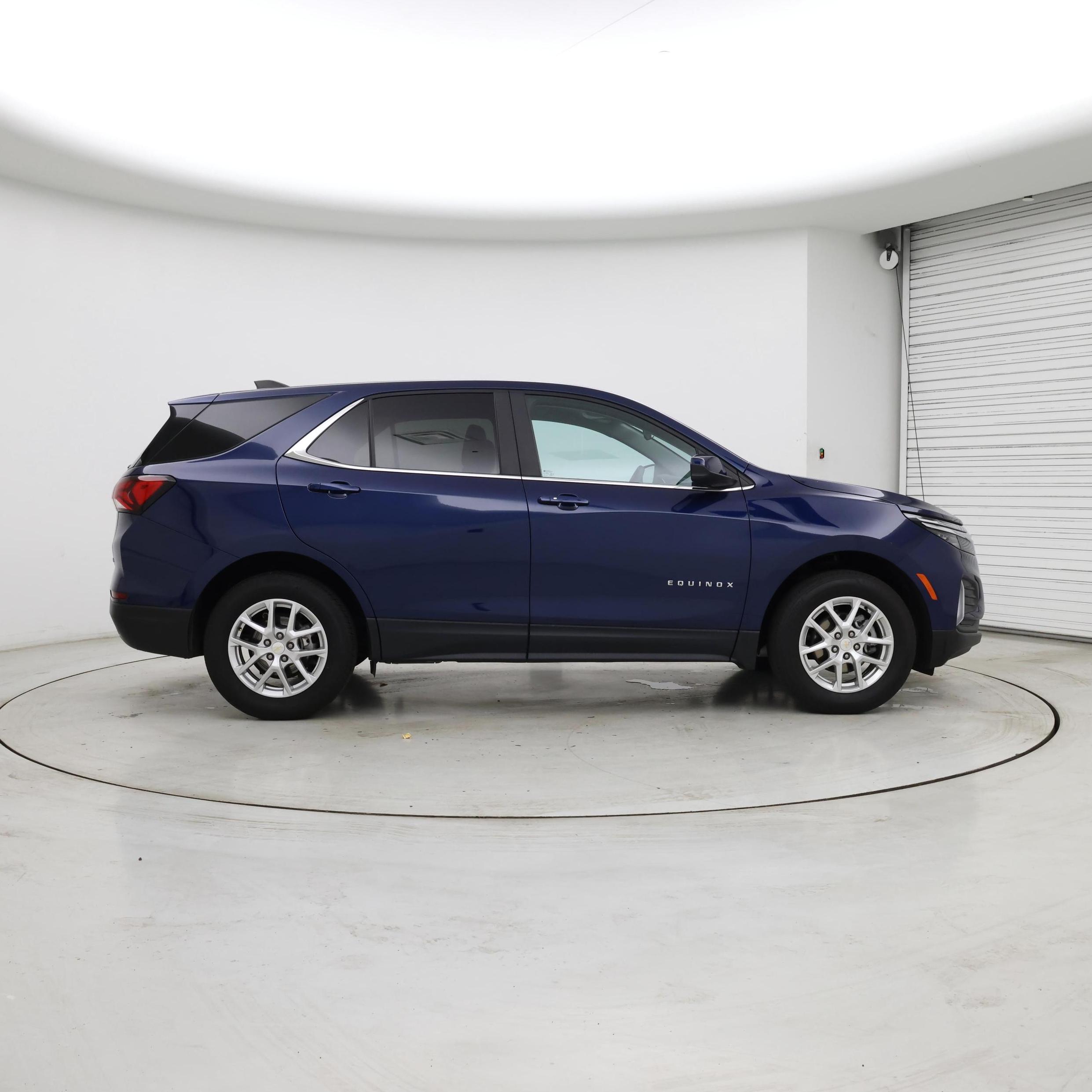 Thumbnail: 2022 Chevrolet Equinox - 7