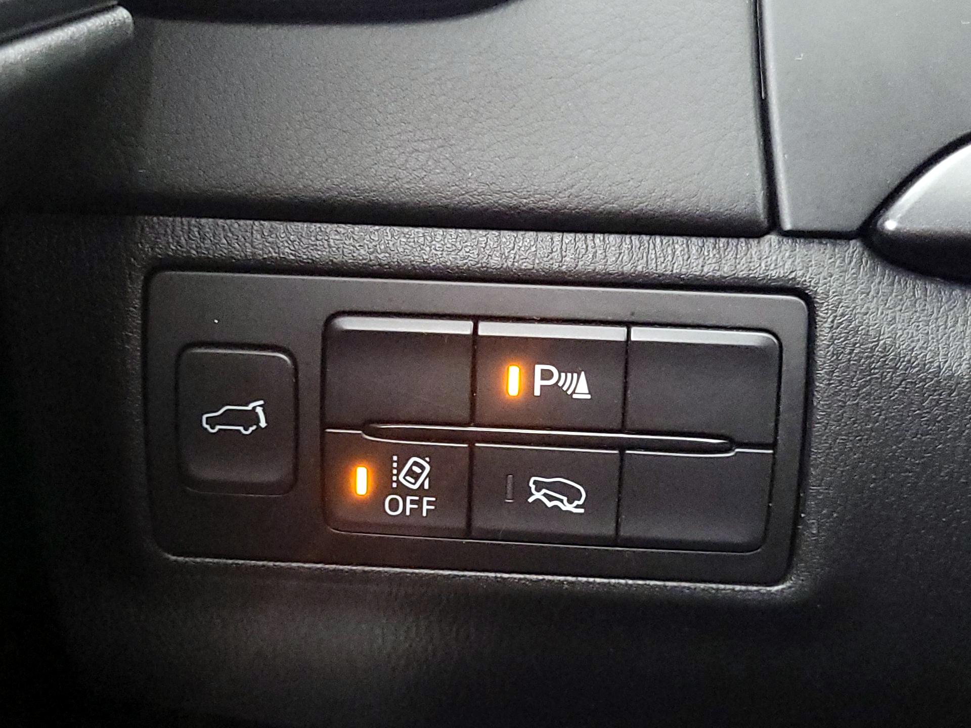 Thumbnail: 2023 Mazda CX-9 - 13