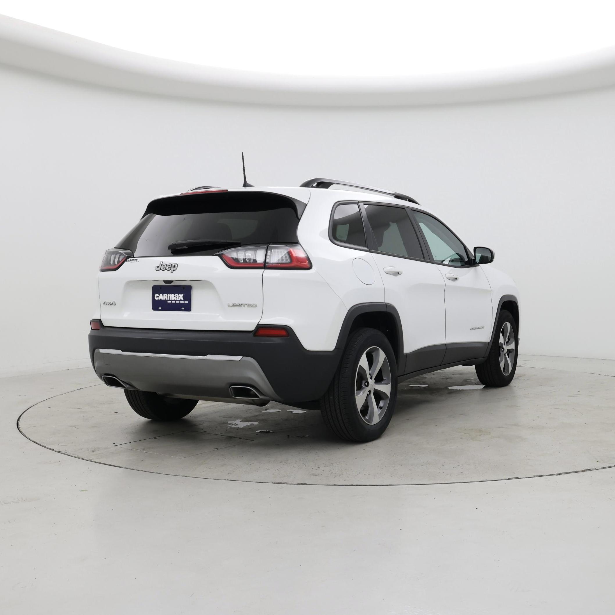 Thumbnail: 2022 Jeep Cherokee - 8