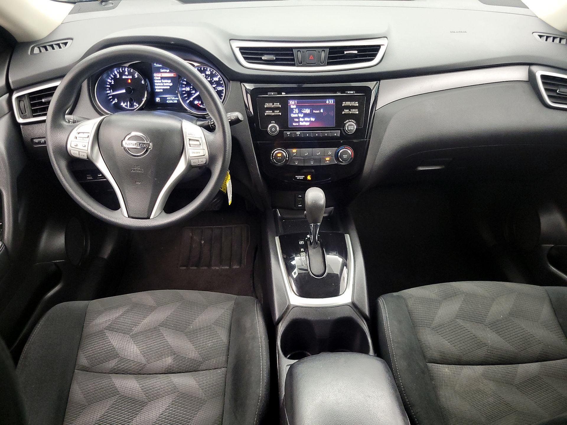 Thumbnail: 2015 Nissan Rogue - 9
