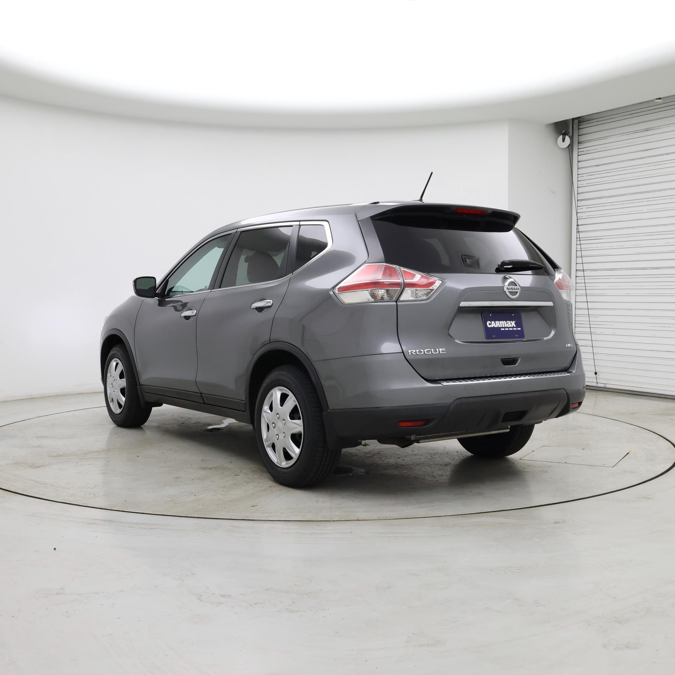 Thumbnail: 2015 Nissan Rogue - 2