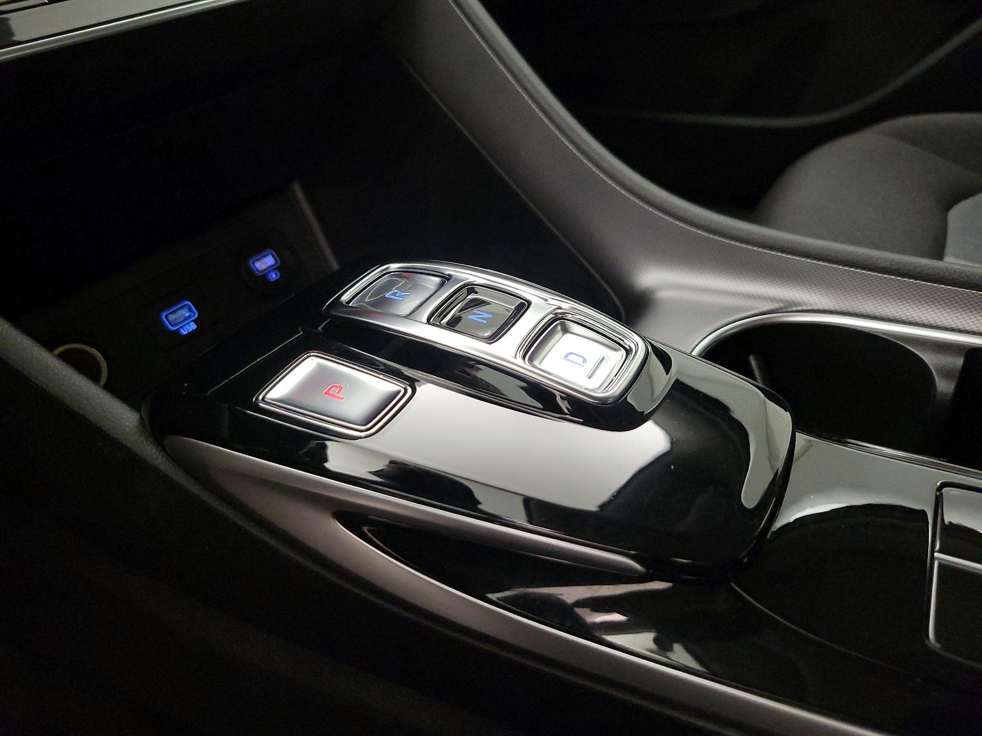 Thumbnail: 2021 Hyundai Sonata - 17