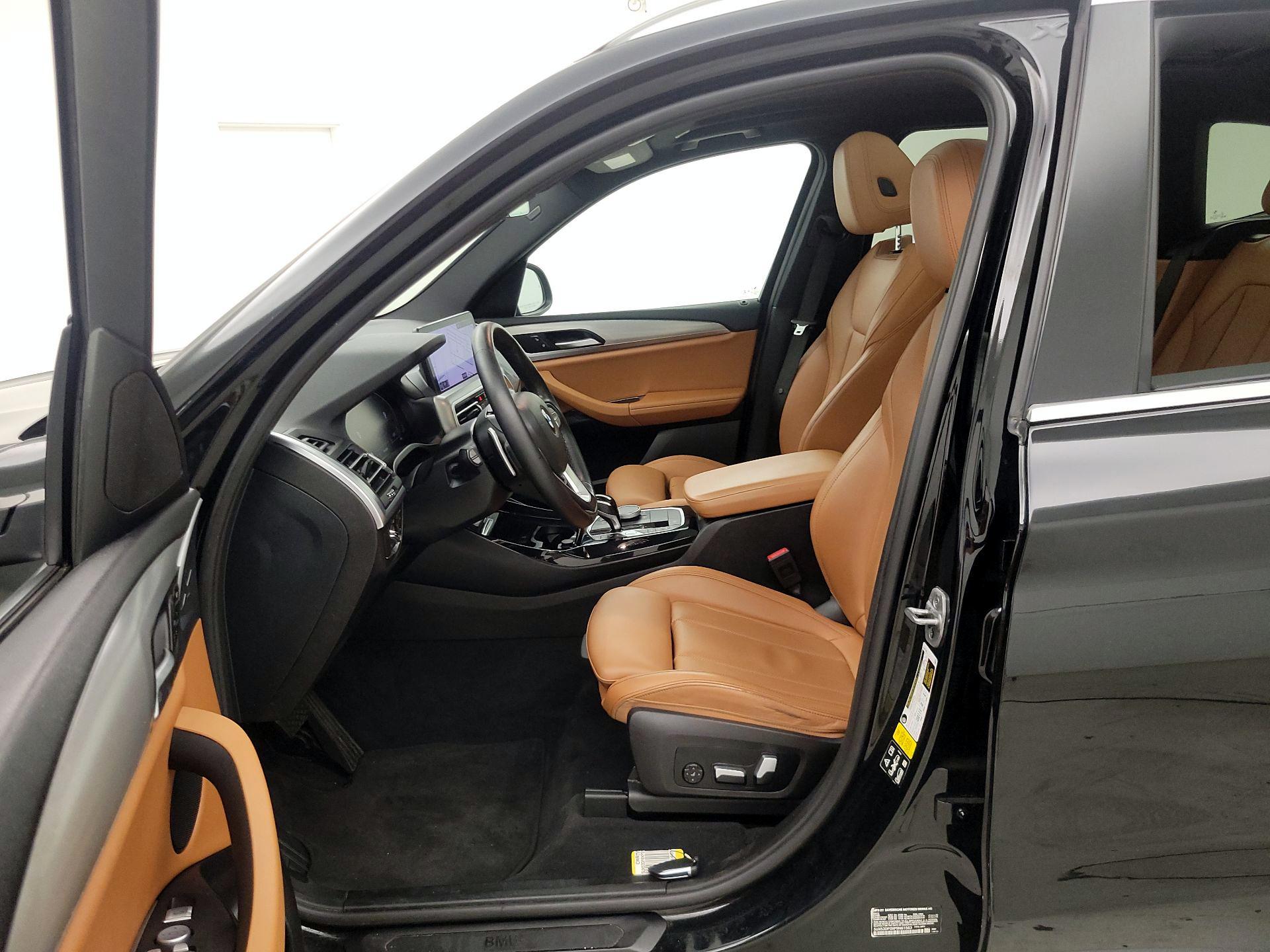 Thumbnail: 2023 BMW X3 - 11