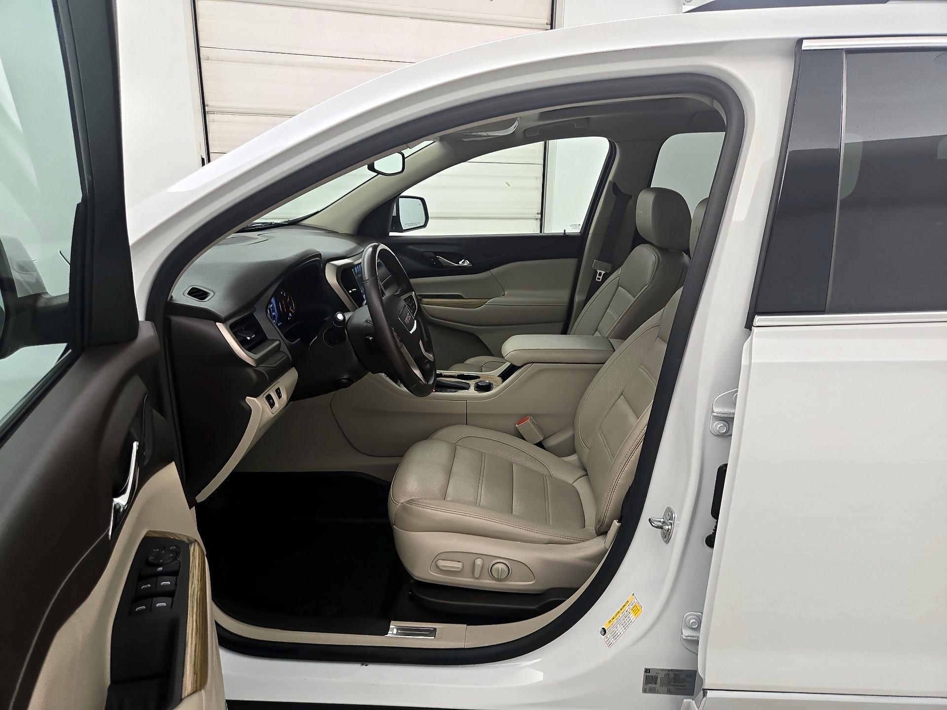 Thumbnail: 2019 GMC Acadia - 9