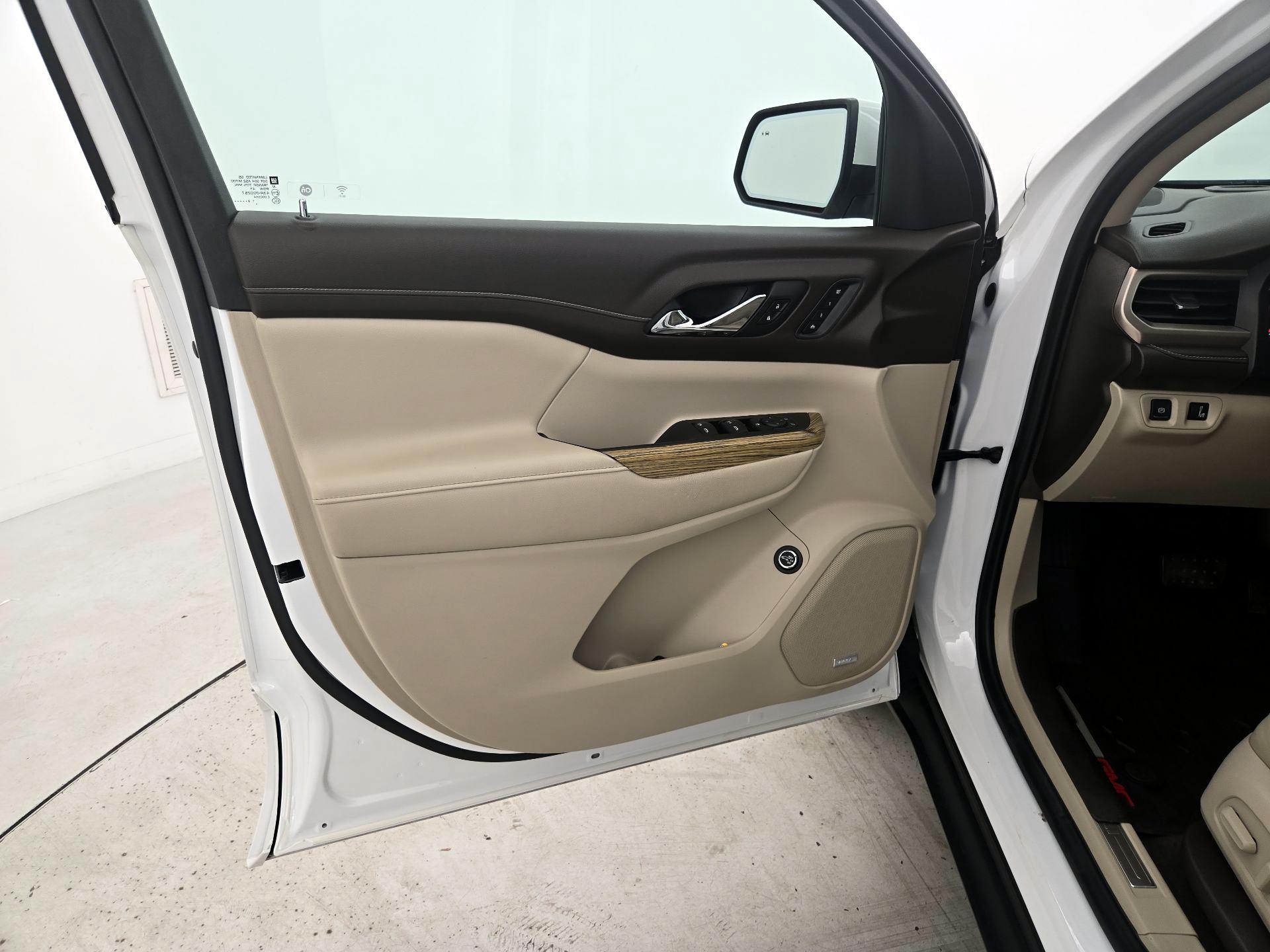 Thumbnail: 2019 GMC Acadia - 10