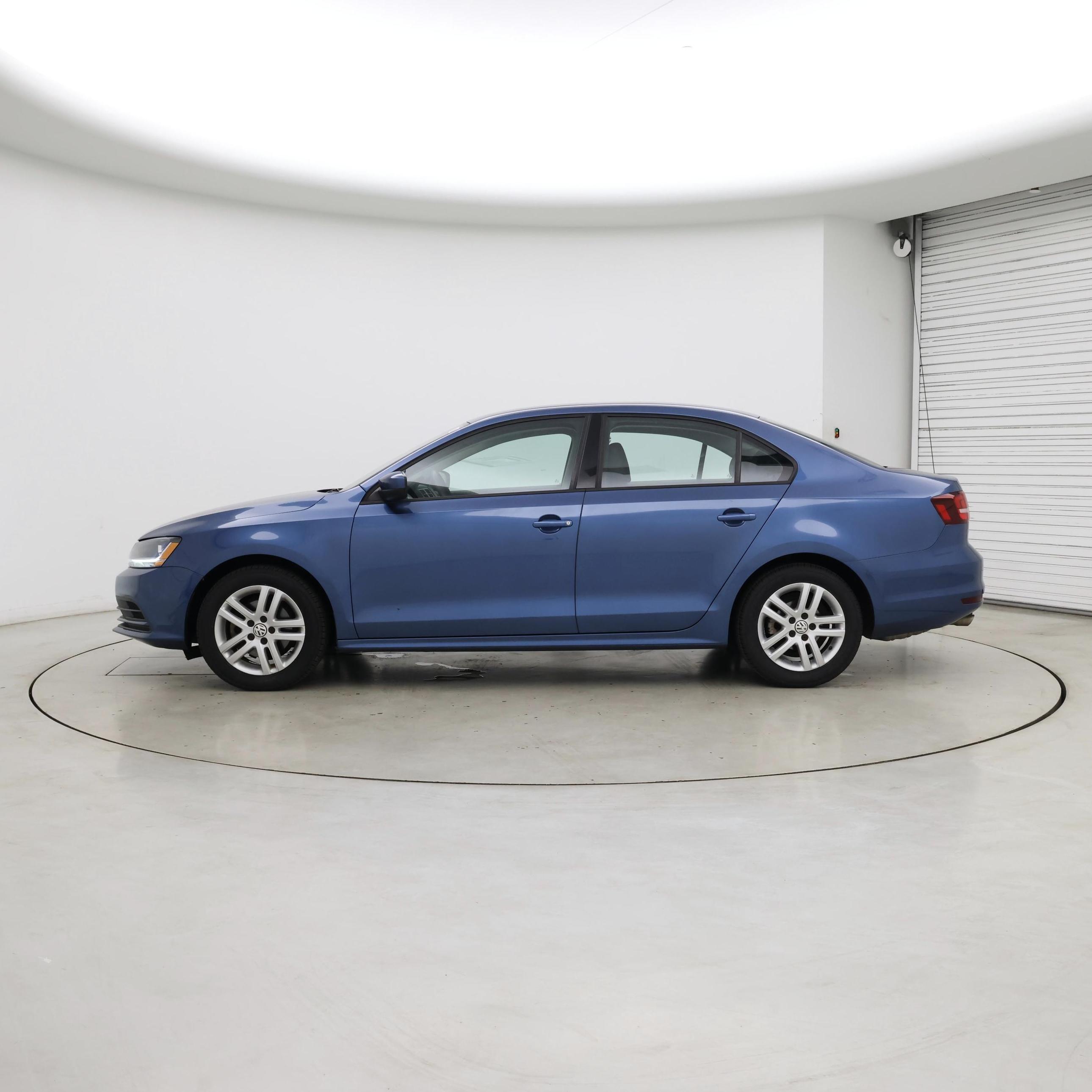 Thumbnail: 2018 Volkswagen Jetta - 3