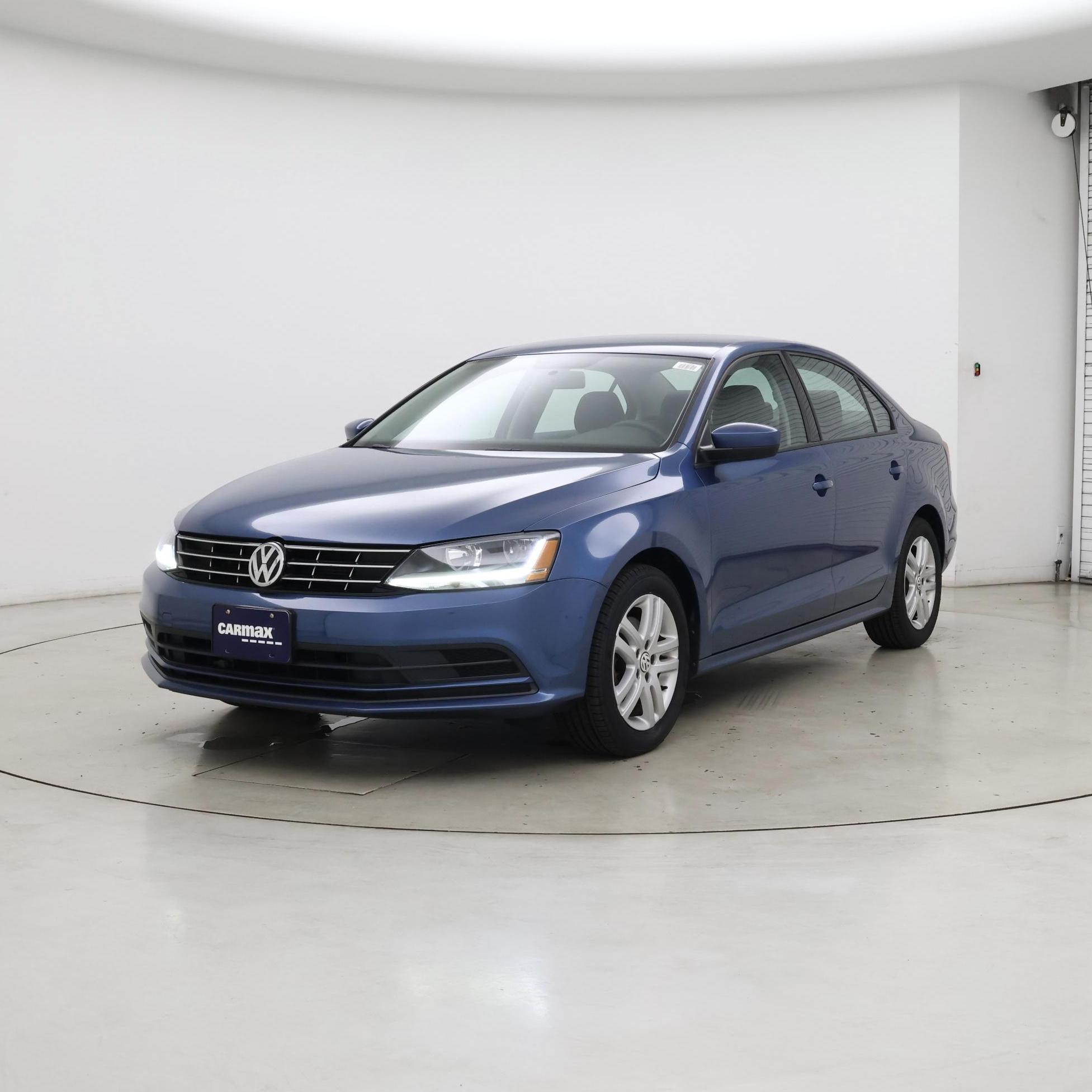 Thumbnail: 2018 Volkswagen Jetta - 4
