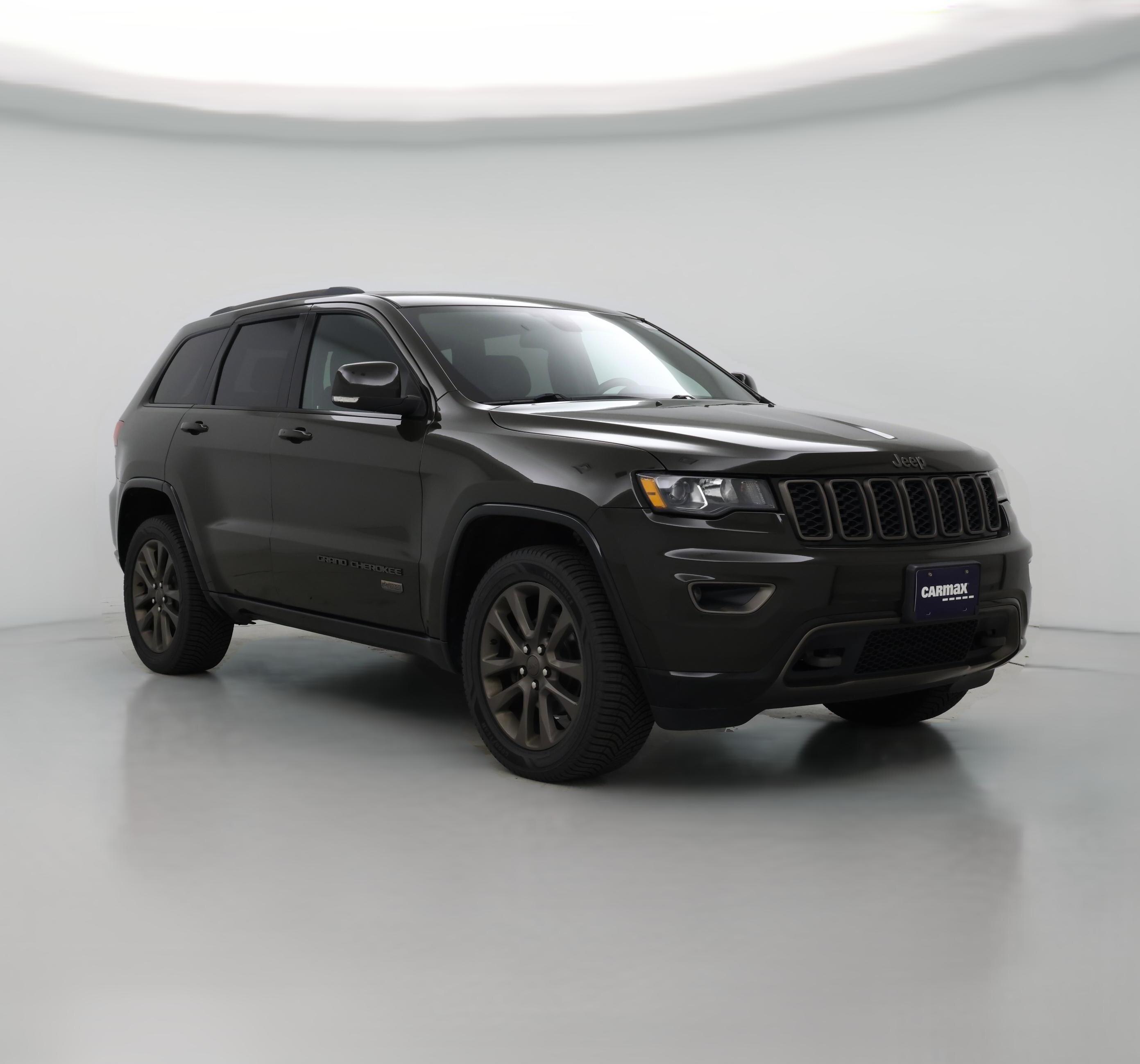 Thumbnail: 2016 Jeep Grand Cherokee - 1