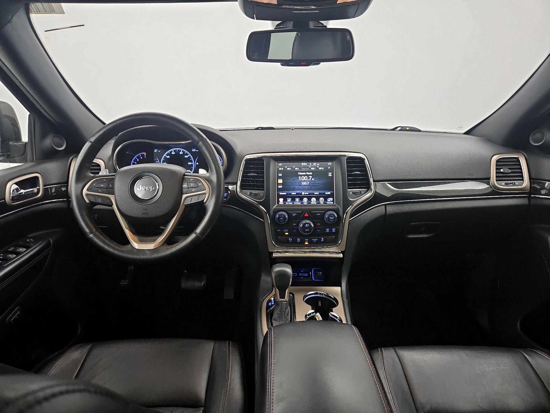 Thumbnail: 2016 Jeep Grand Cherokee - 9