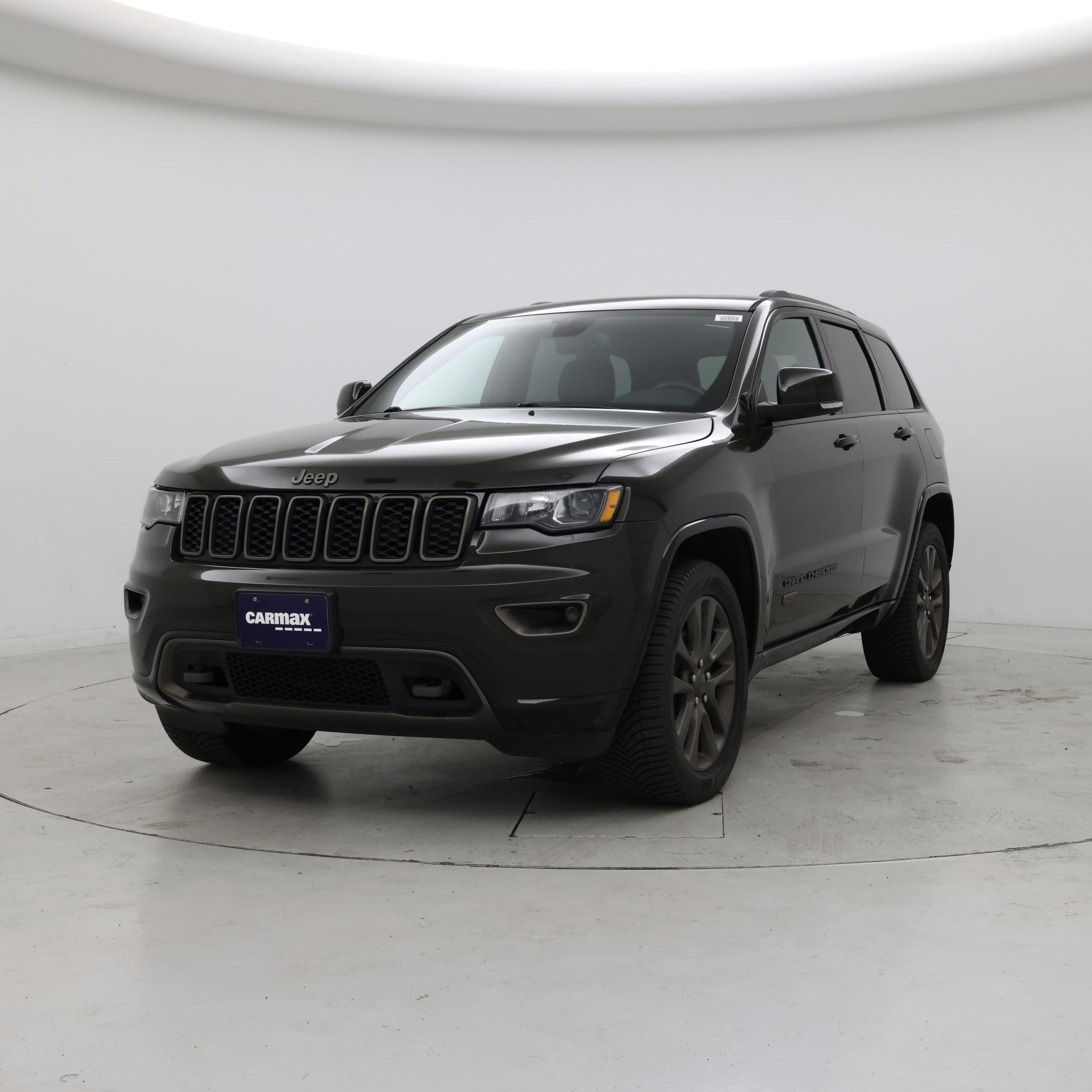 Thumbnail: 2016 Jeep Grand Cherokee - 4