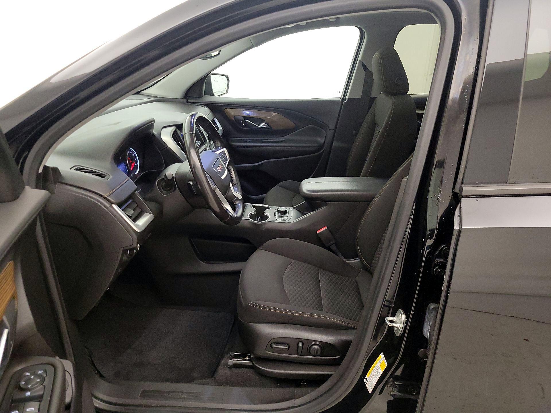 Thumbnail: 2020 GMC Terrain - 11