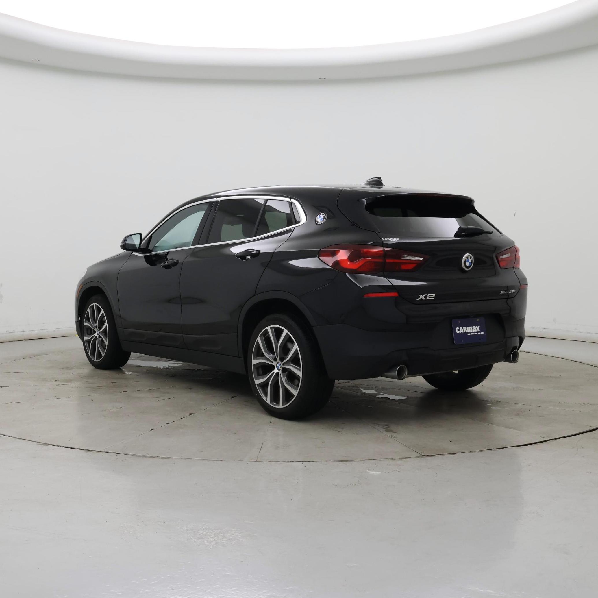 Thumbnail: 2023 BMW X2 - 2