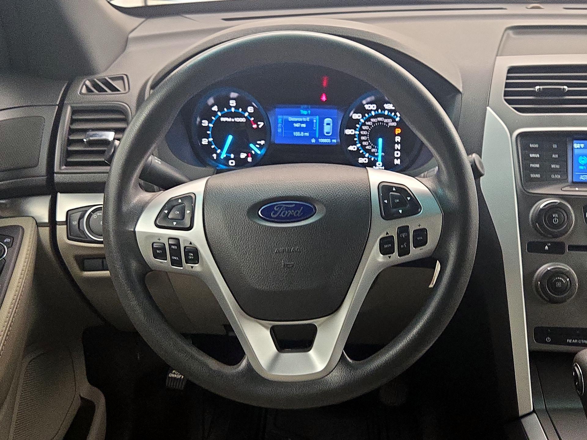 Thumbnail: 2015 Ford Explorer - 10