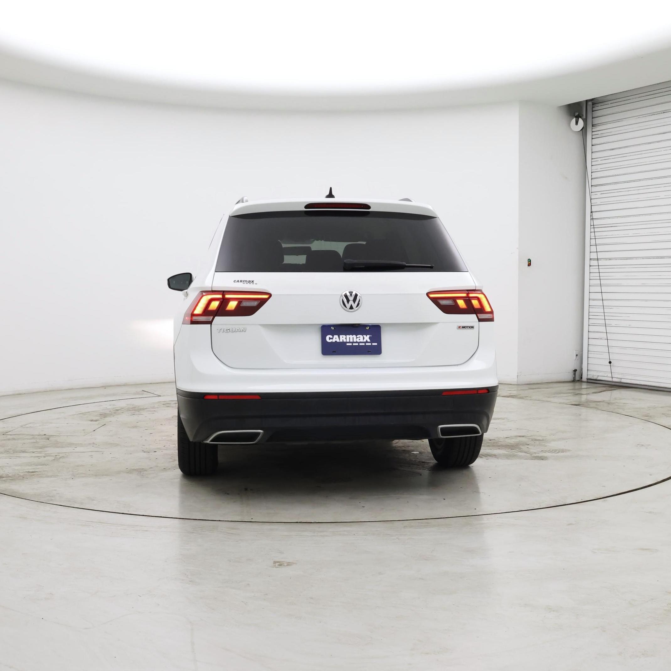 Thumbnail: 2020 Volkswagen Tiguan - 6