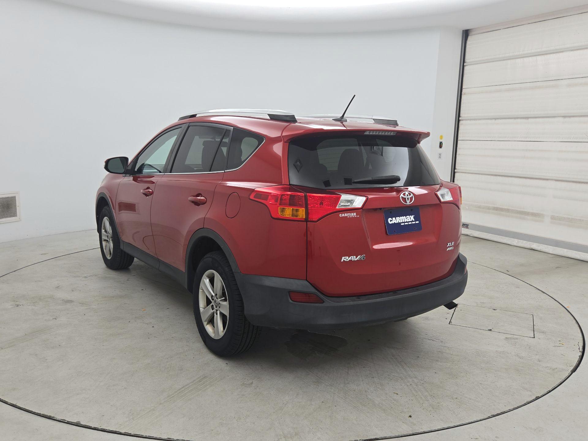 Thumbnail: 2015 Toyota RAV4 - 7