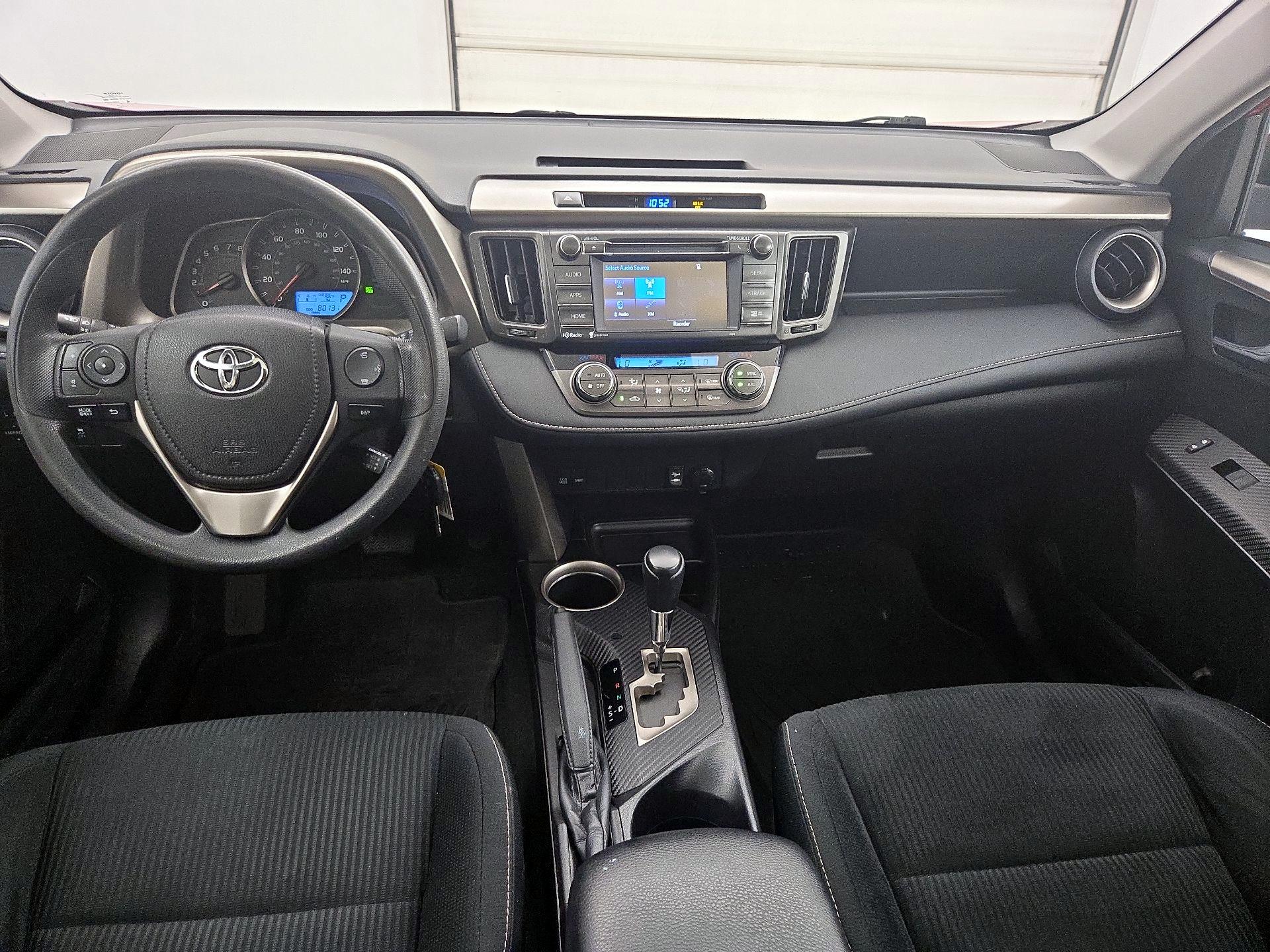Thumbnail: 2015 Toyota RAV4 - 8