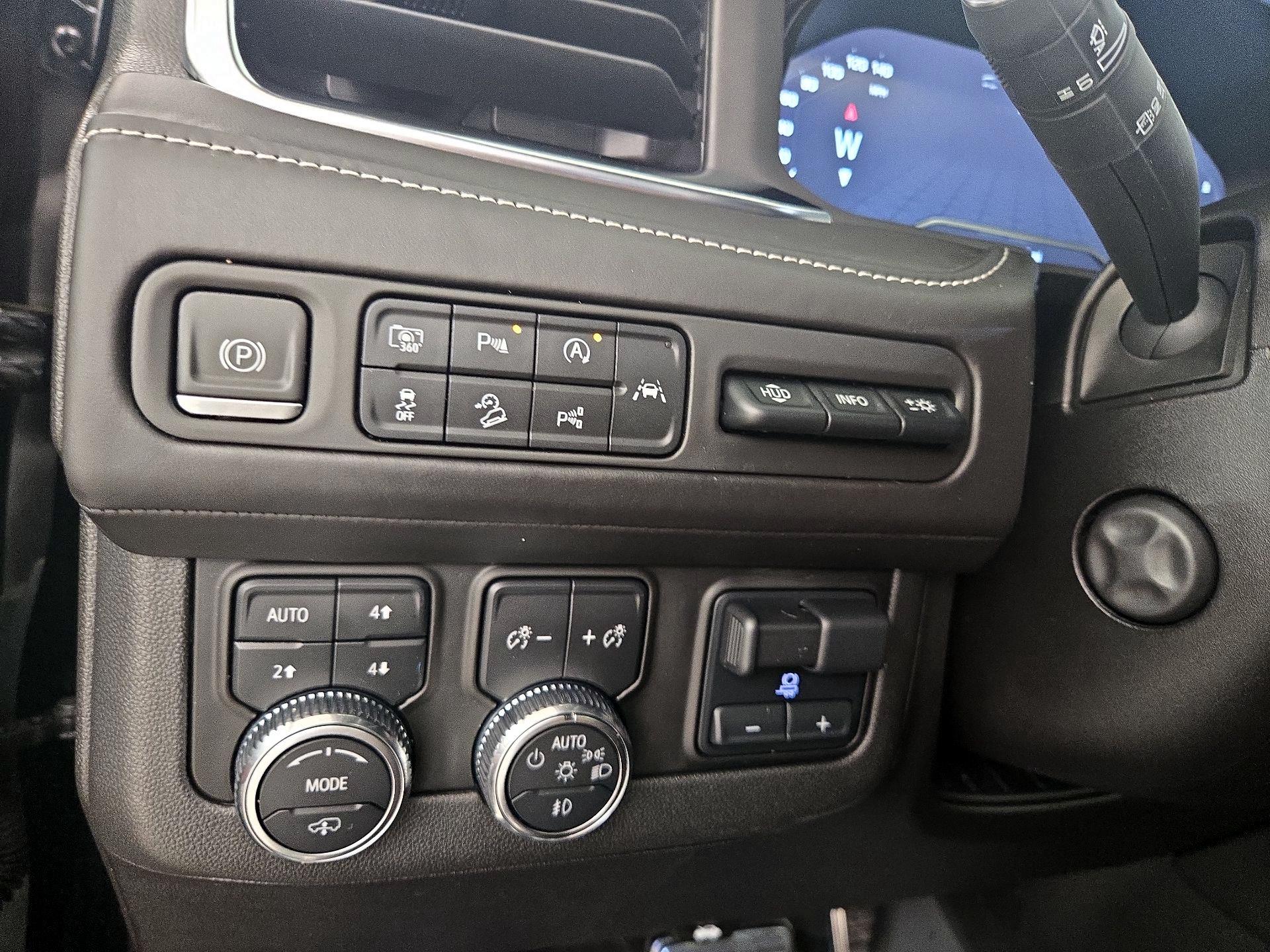 Thumbnail: 2023 GMC Yukon - 13