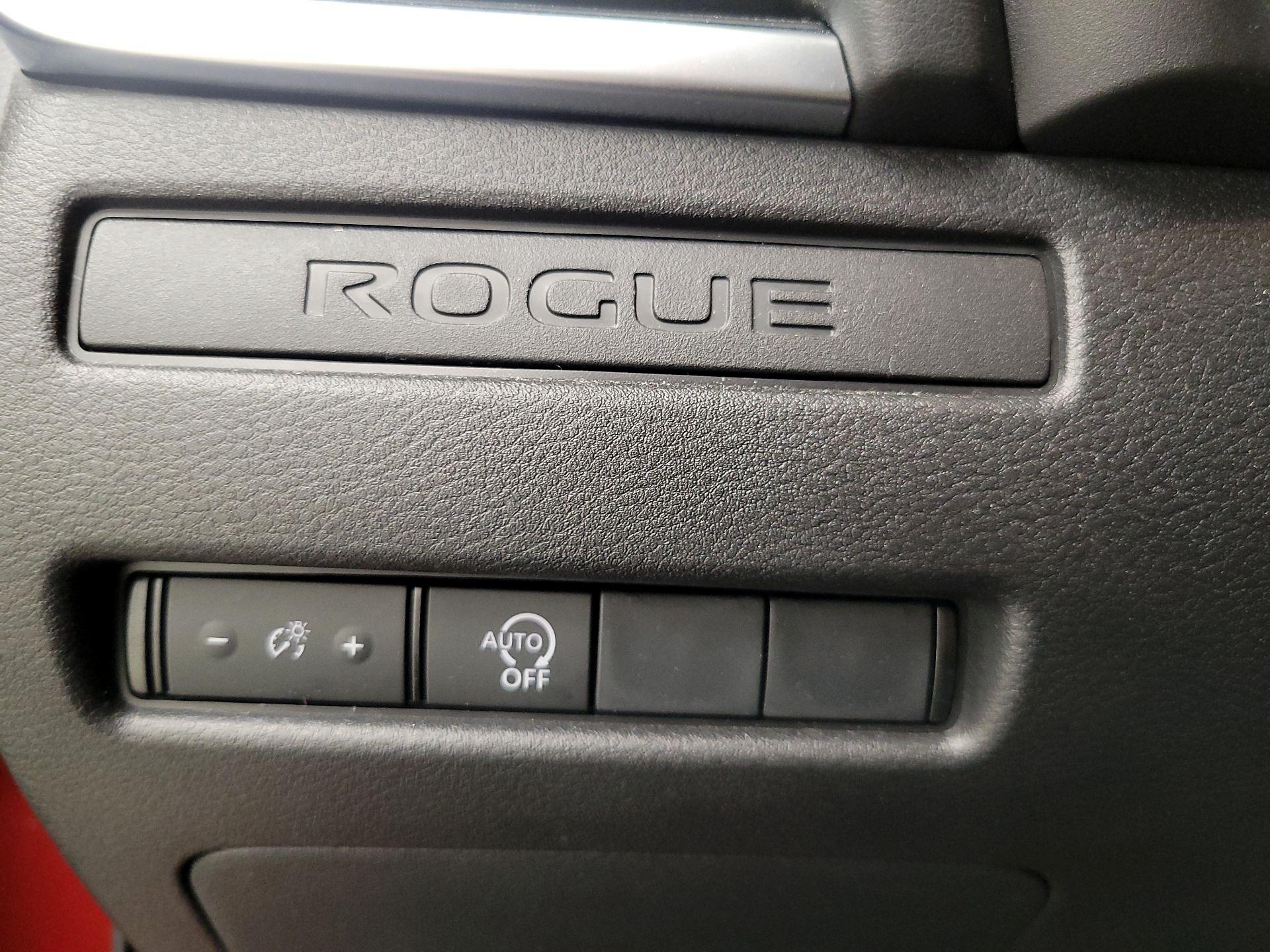 Thumbnail: 2023 Nissan Rogue - 13