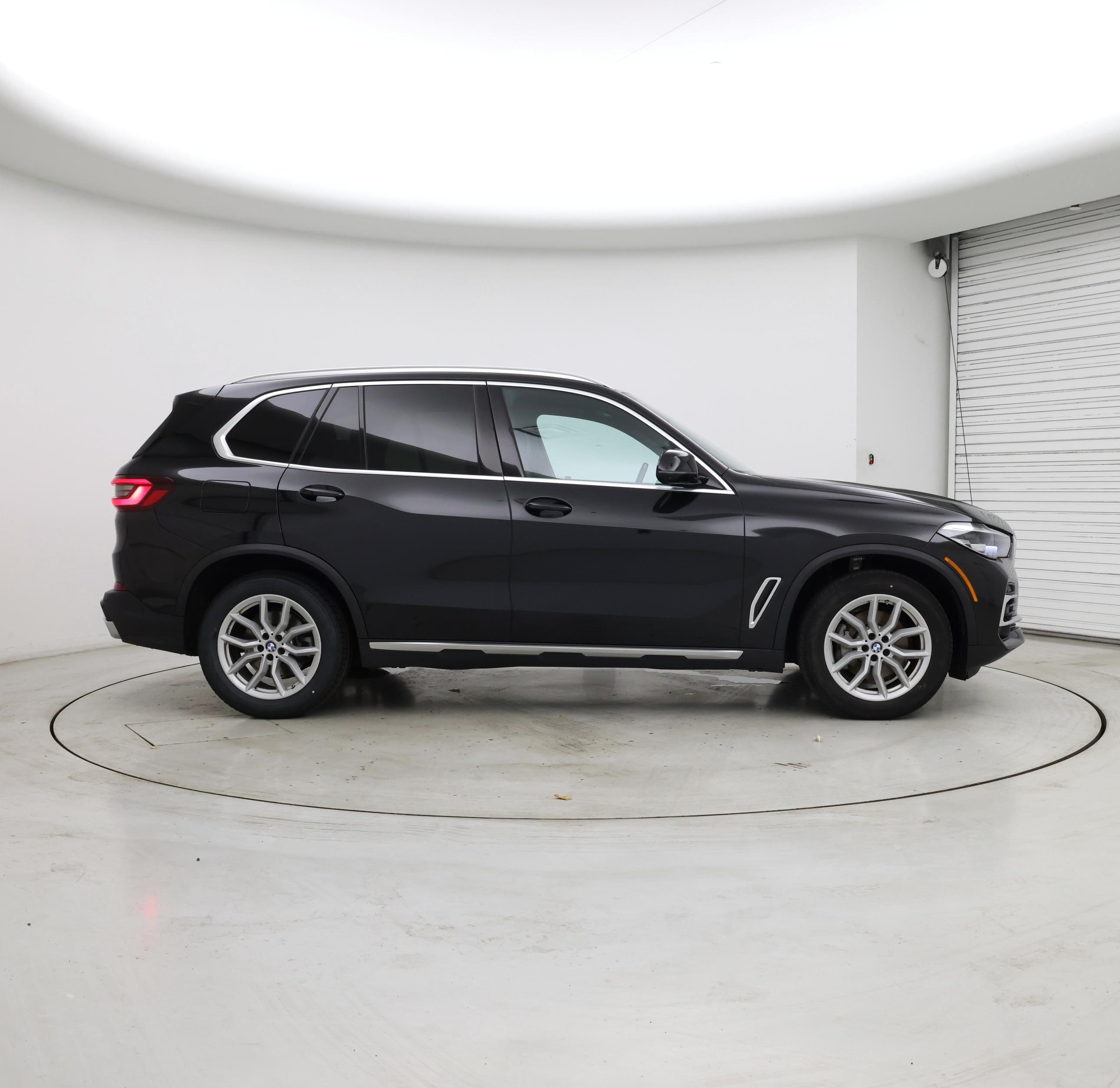 Thumbnail: 2023 BMW X5 - 7