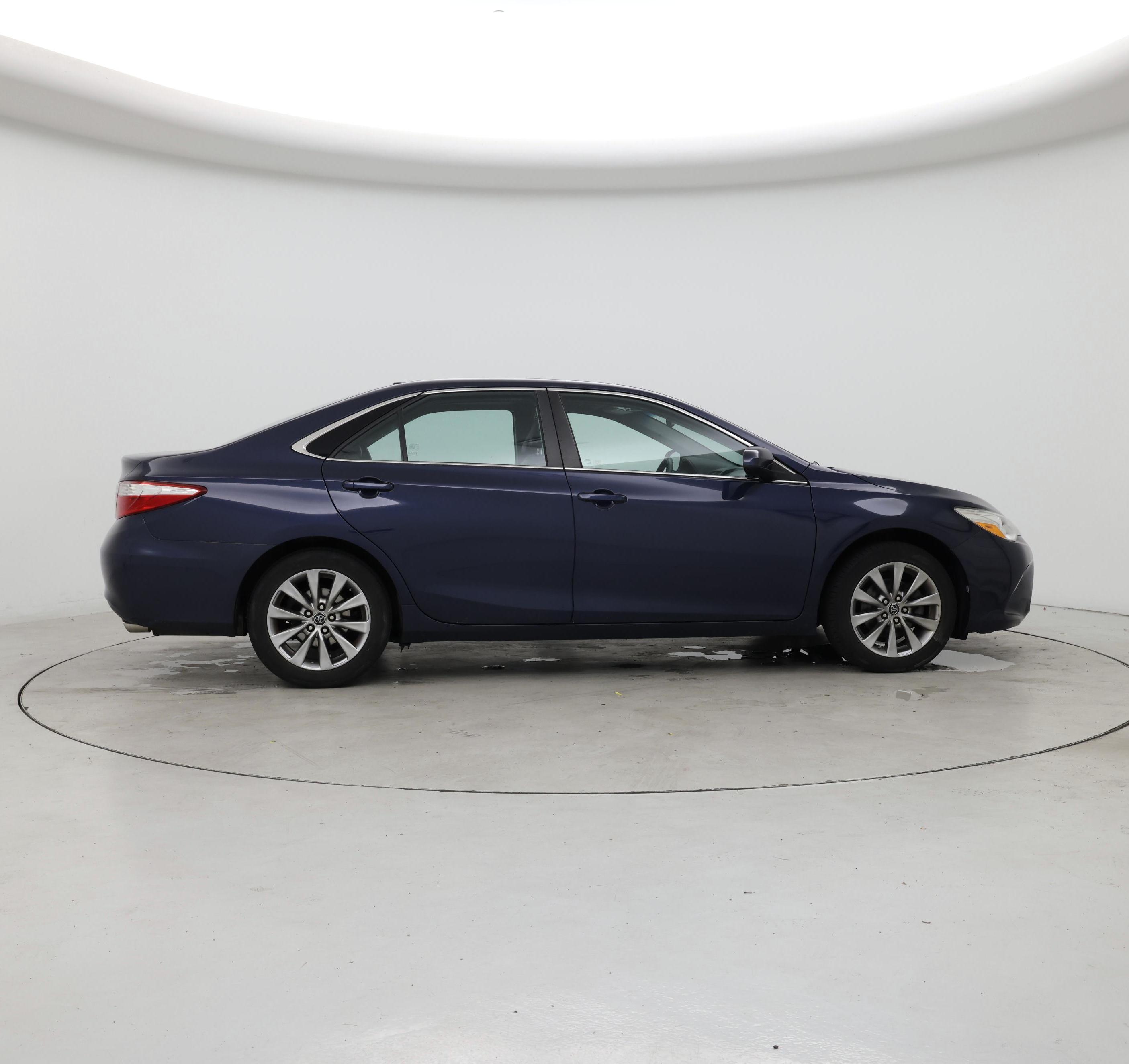 Thumbnail: 2015 Toyota Camry - 7
