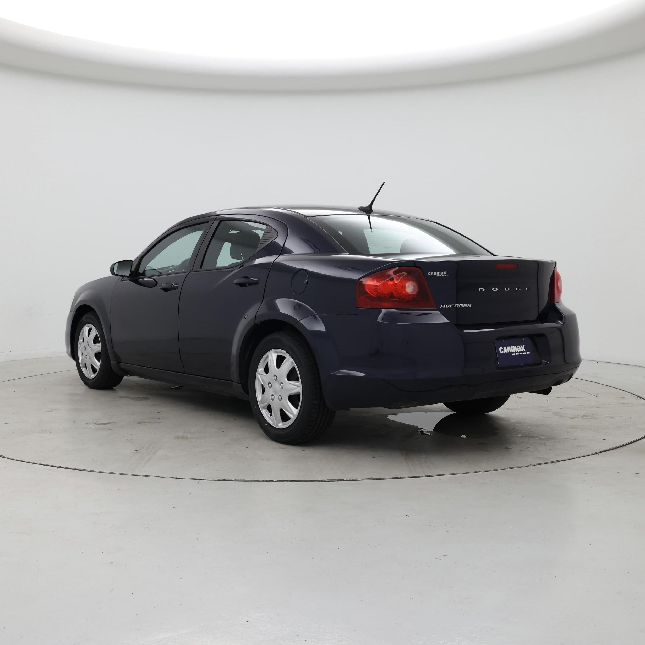 Thumbnail: 2014 Dodge Avenger - 2