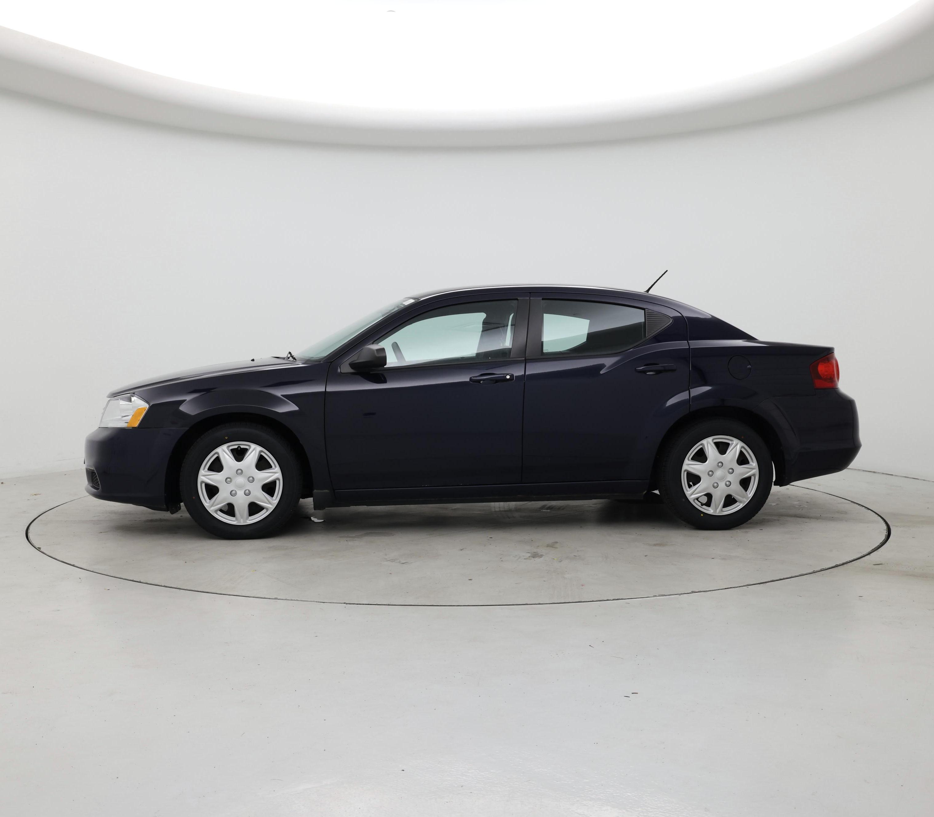 Thumbnail: 2014 Dodge Avenger - 3
