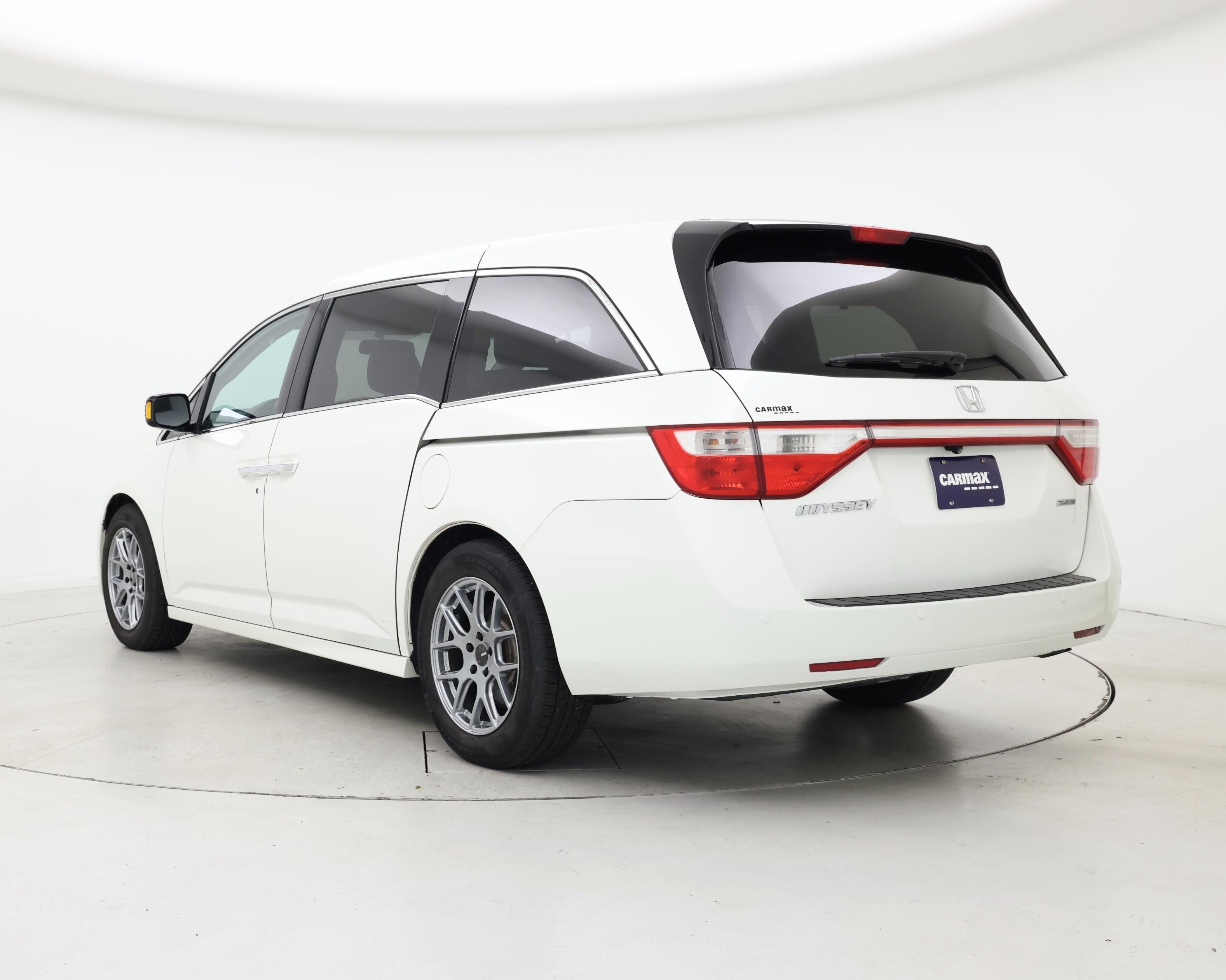 Thumbnail: 2013 Honda Odyssey - 2
