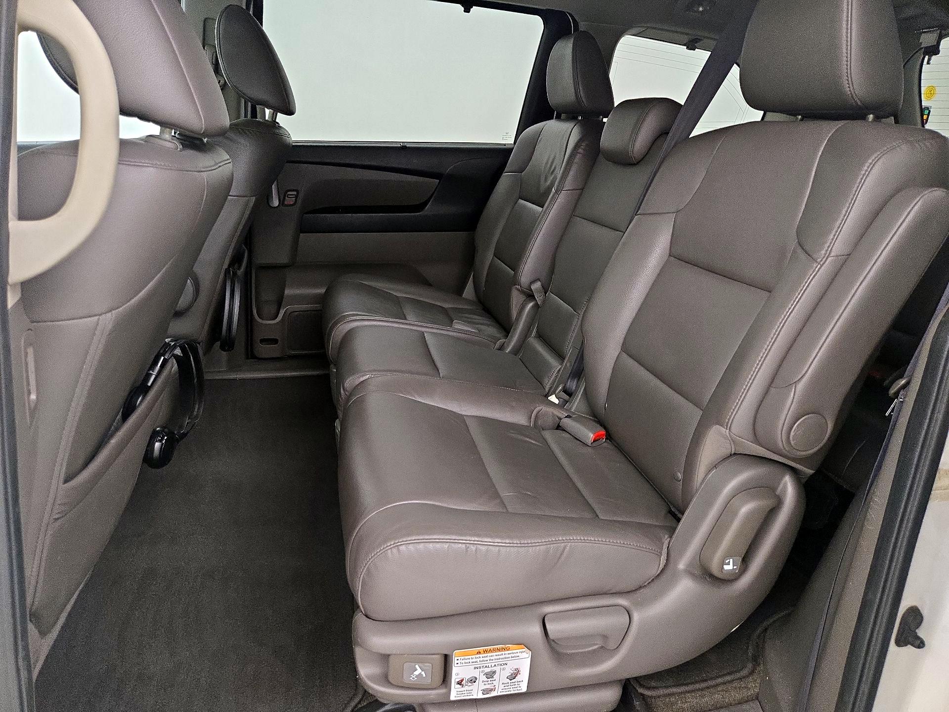 Thumbnail: 2013 Honda Odyssey - 20