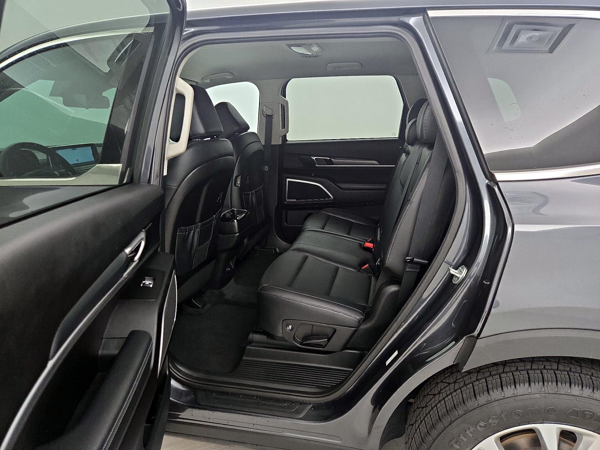 Thumbnail: 2022 Kia Telluride - 20