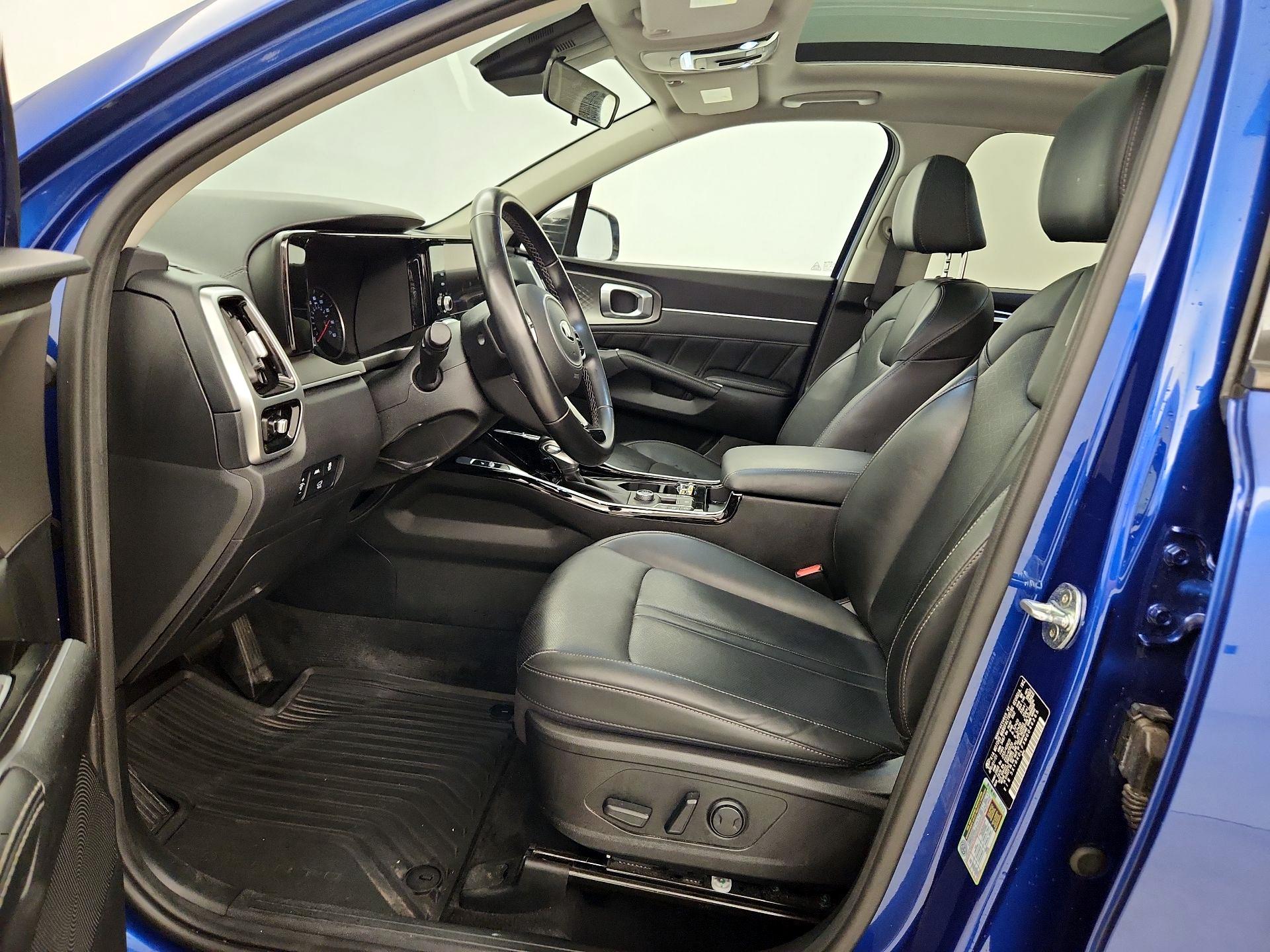 Thumbnail: 2021 Kia Sorento - 11
