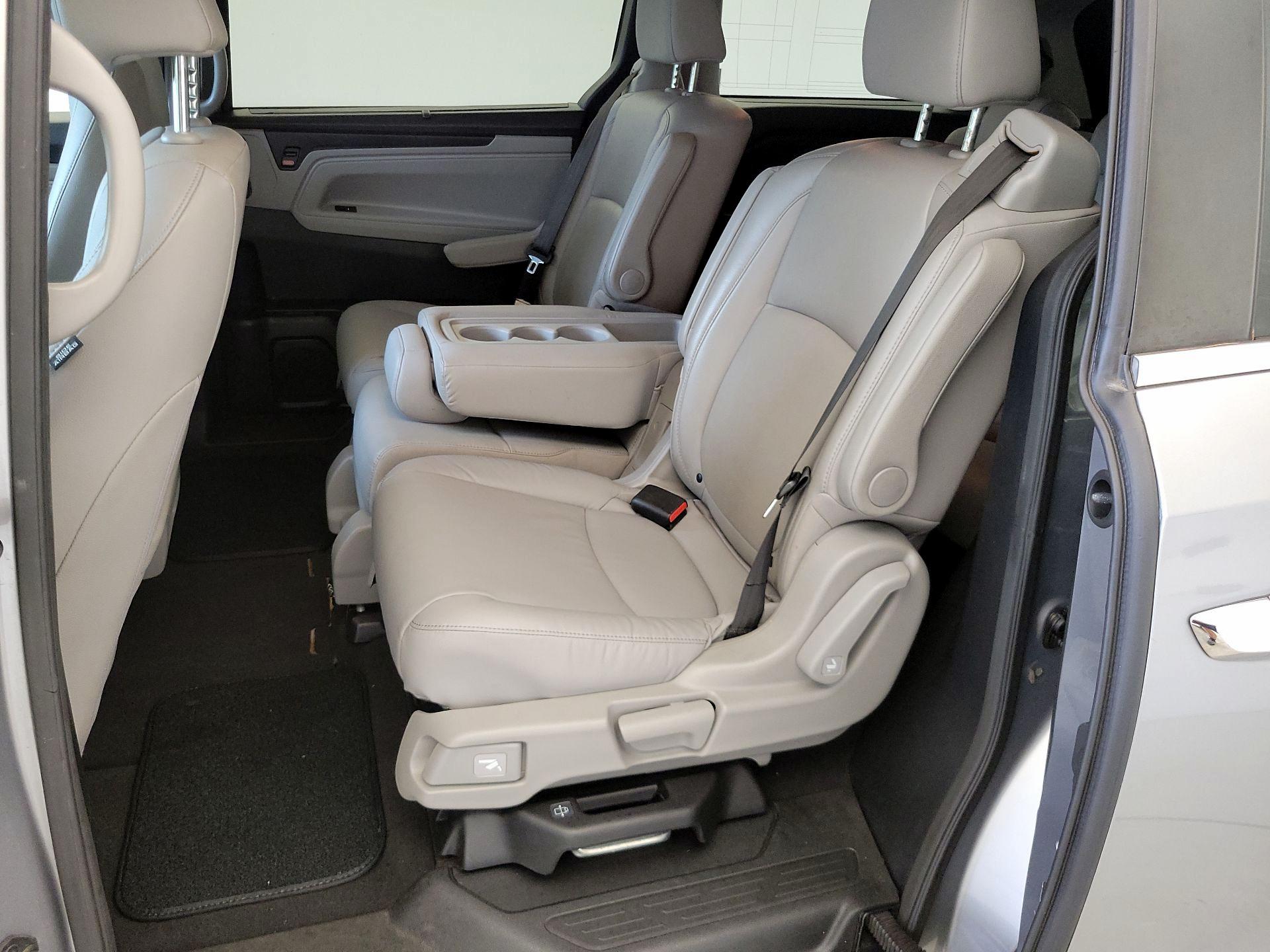 Thumbnail: 2019 Honda Odyssey - 20
