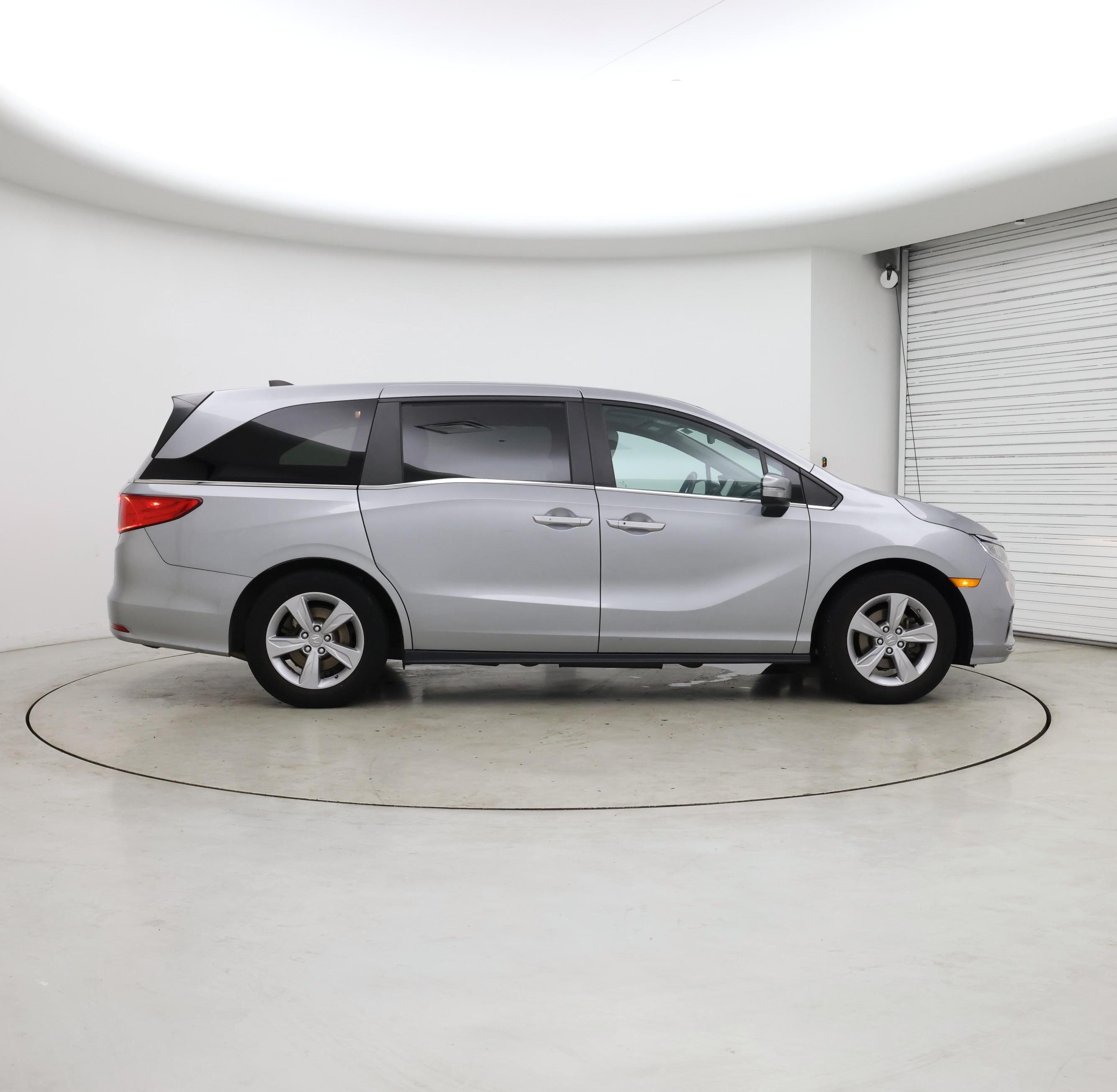 Thumbnail: 2019 Honda Odyssey - 7